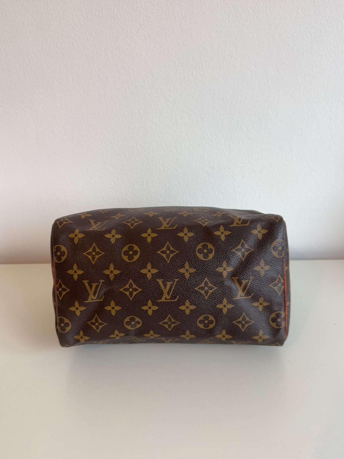 Loui Vuitton speedy 25