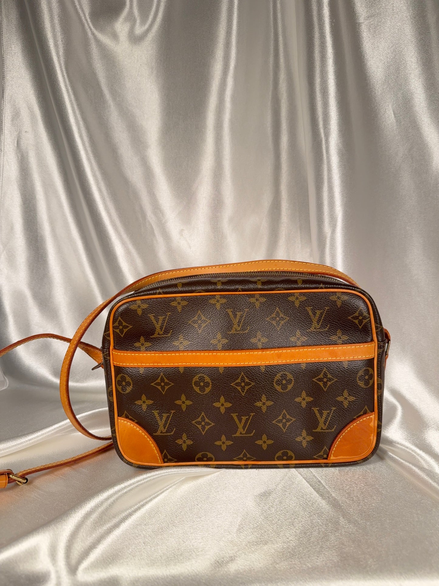 Louis Vuitton Trocadero crosdbody
