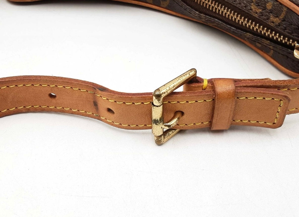 Louis Vuitton Croissant pm