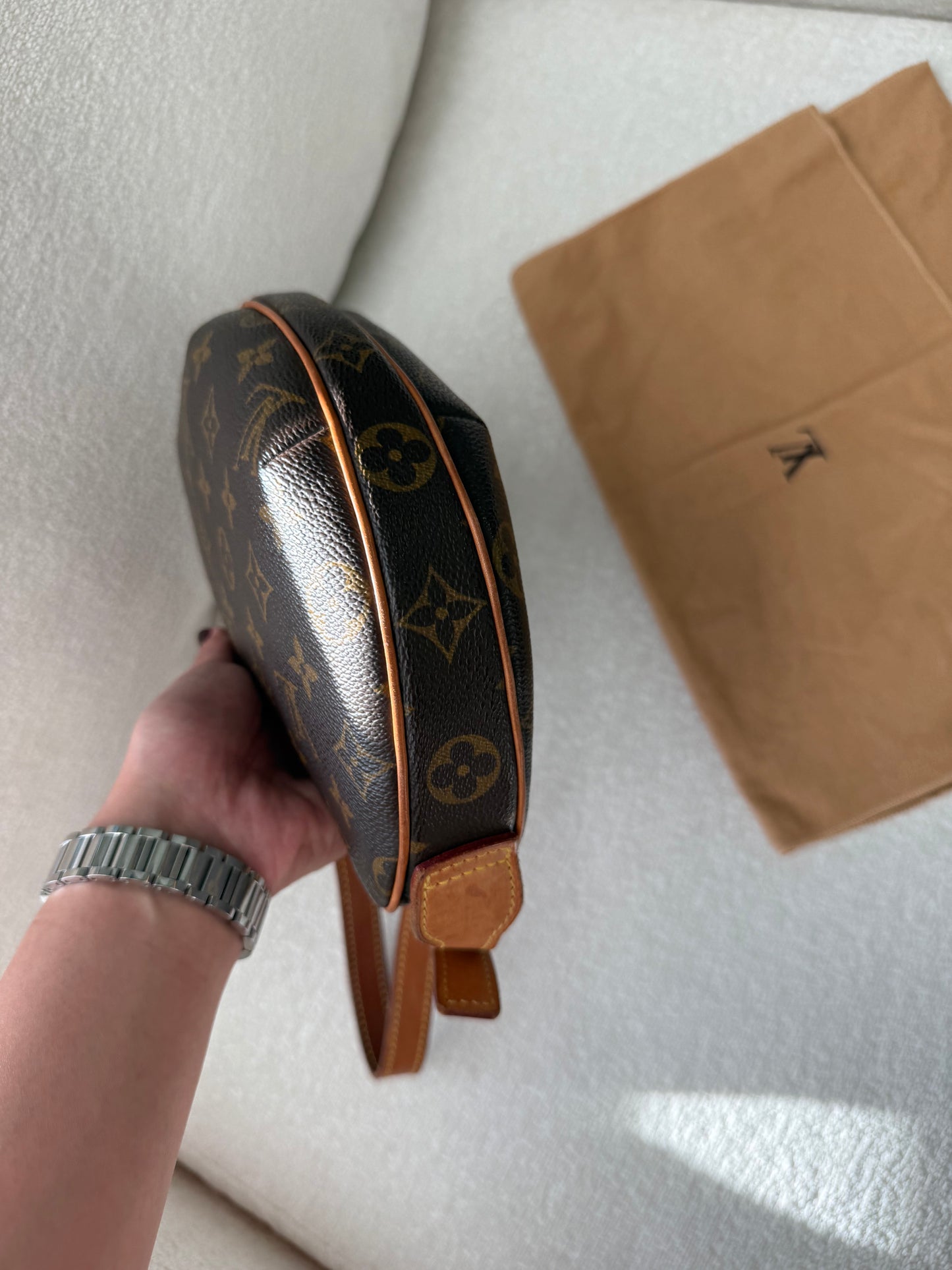 Louis Vuitton Croissant pm