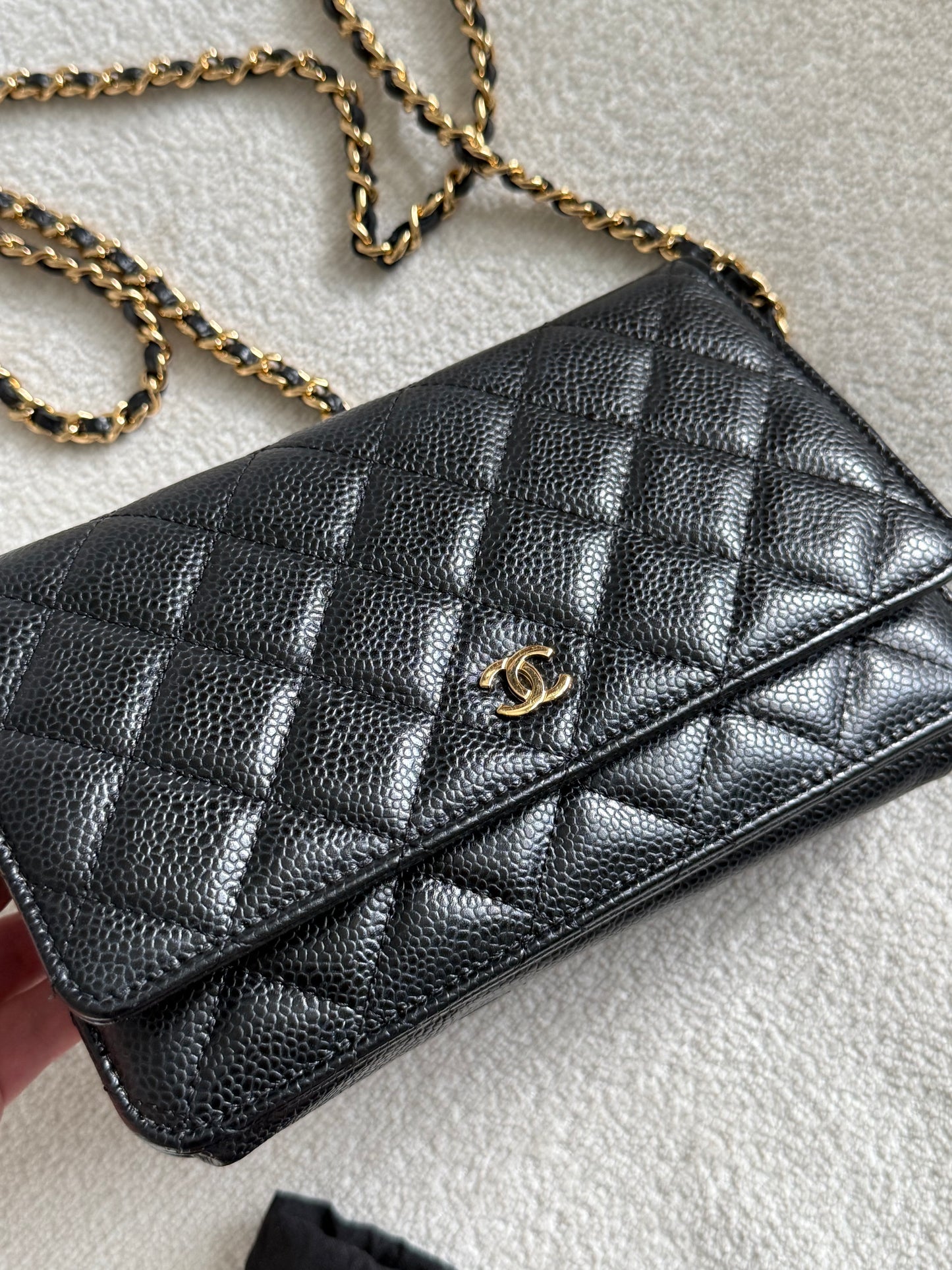 Chanel classic wallet on chain