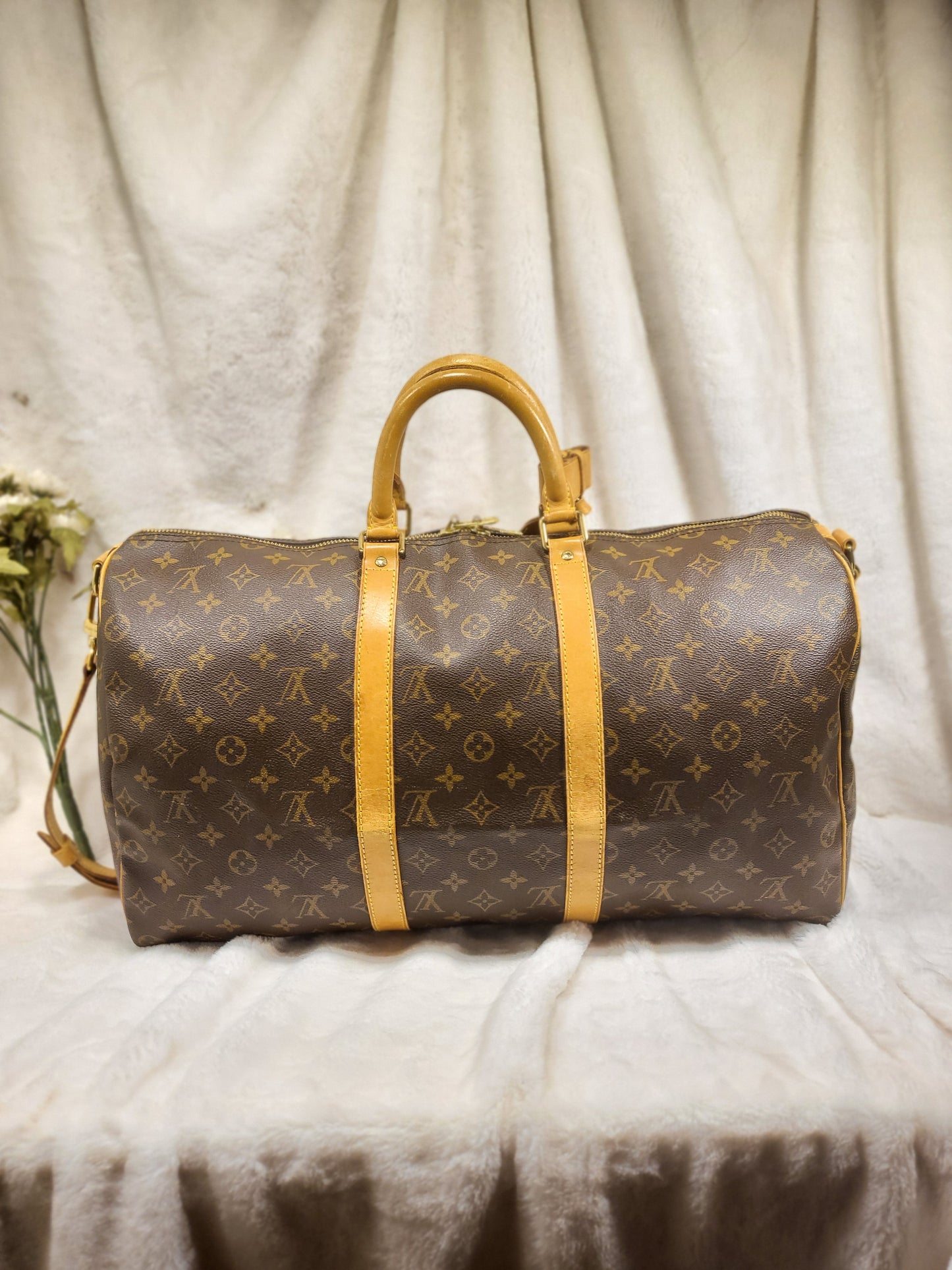 Authentic pre-owned Louis Vuitton Keepall 50 bandoliere travel luggage bag