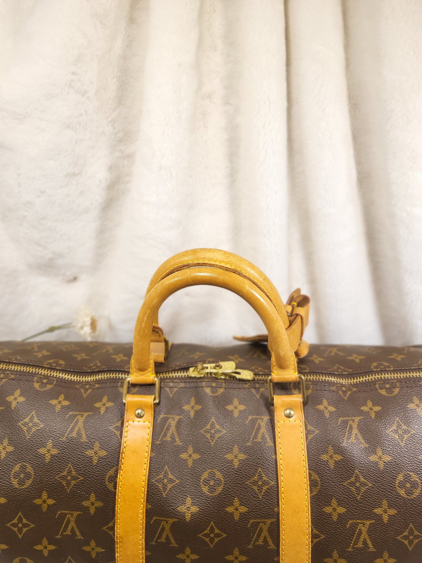 Authentic pre-owned Louis Vuitton Keepall 50 bandoliere travel luggage bag