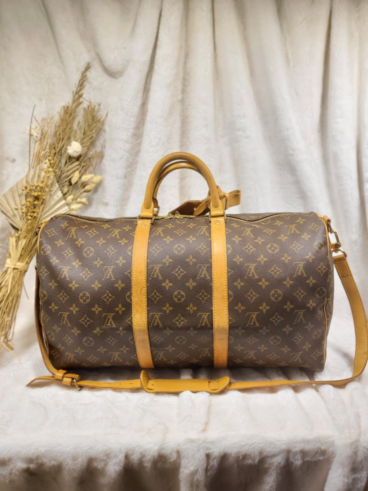 Authentic pre-owned Louis Vuitton Keepall 50 bandoliere travel duffel bag