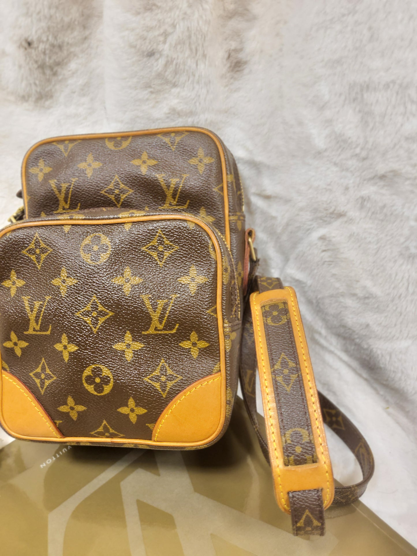 Authentic pre-owned Louis Vuitton Amazone pm crossbody shoulder bag