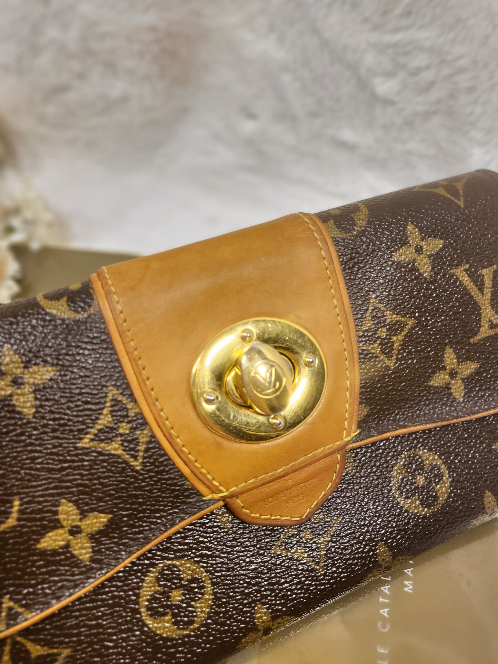 Louis Vuitton, Bags, 426 Authentic Louis Vuitton Boetie Turnlock Wallet