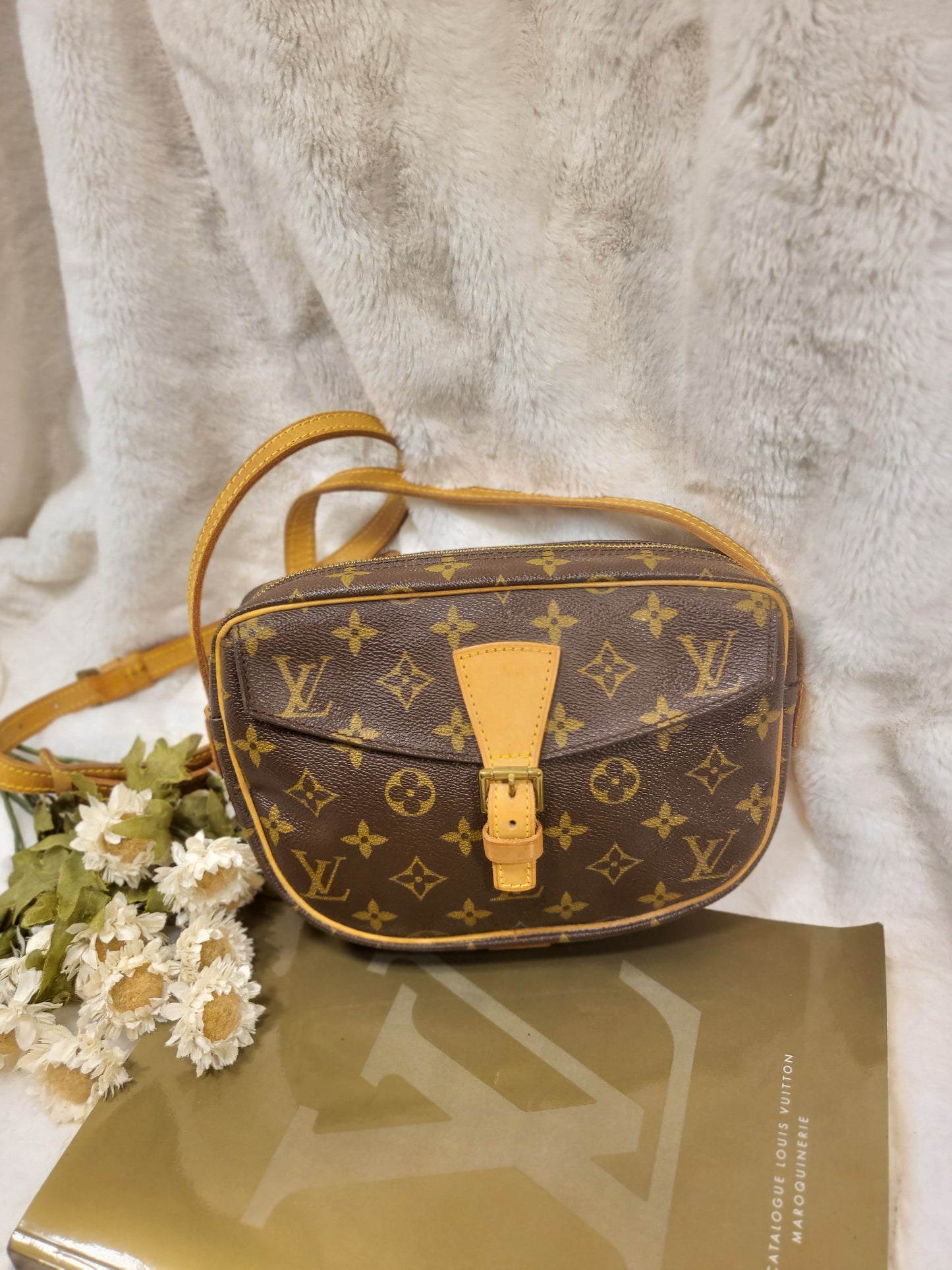 Authentic pre-owned Louis Vuitton Jeune Fille pm crossbody shoulder bag
