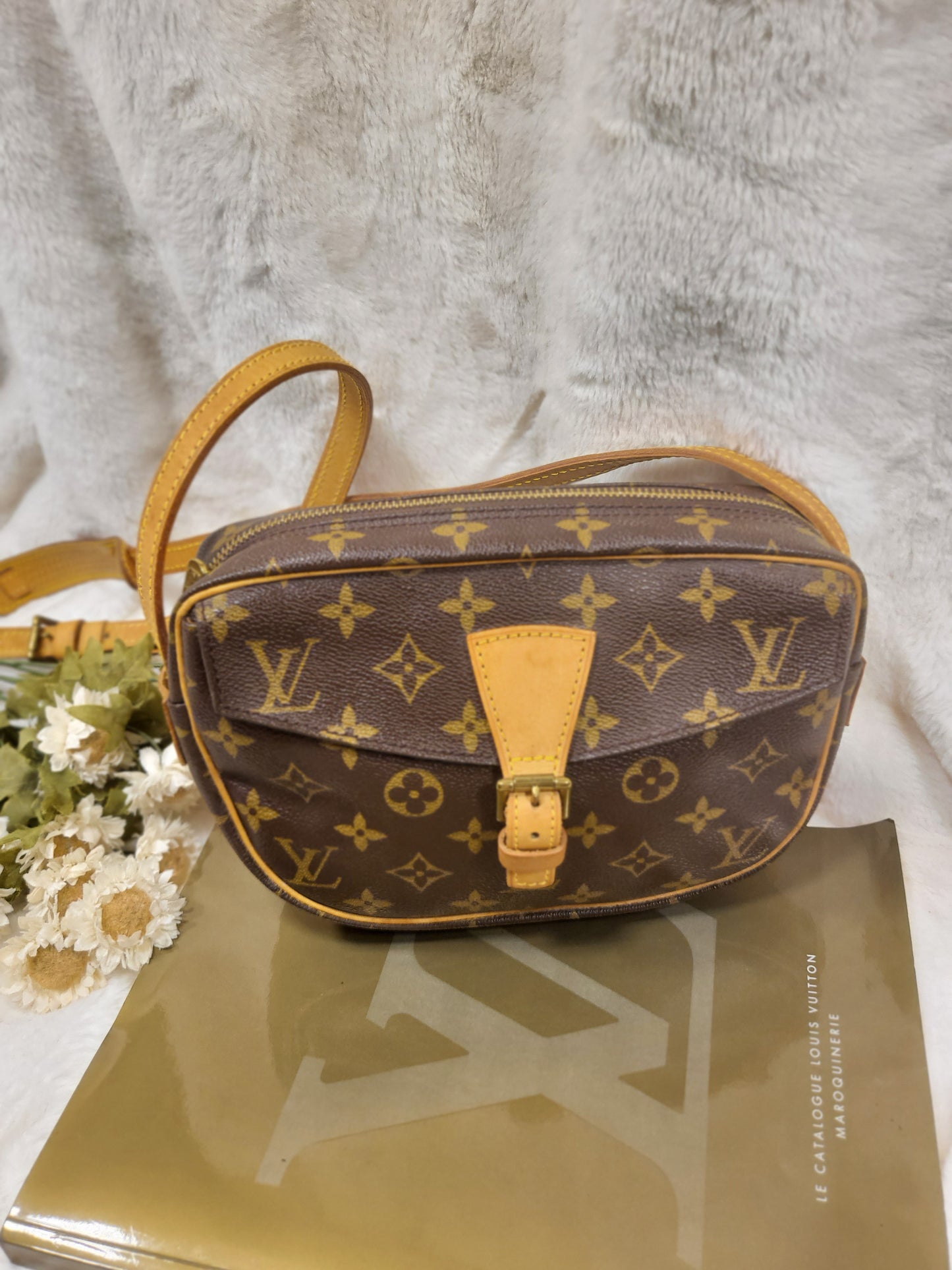 Authentic pre-owned Louis Vuitton Jeune Fille pm crossbody shoulder bag