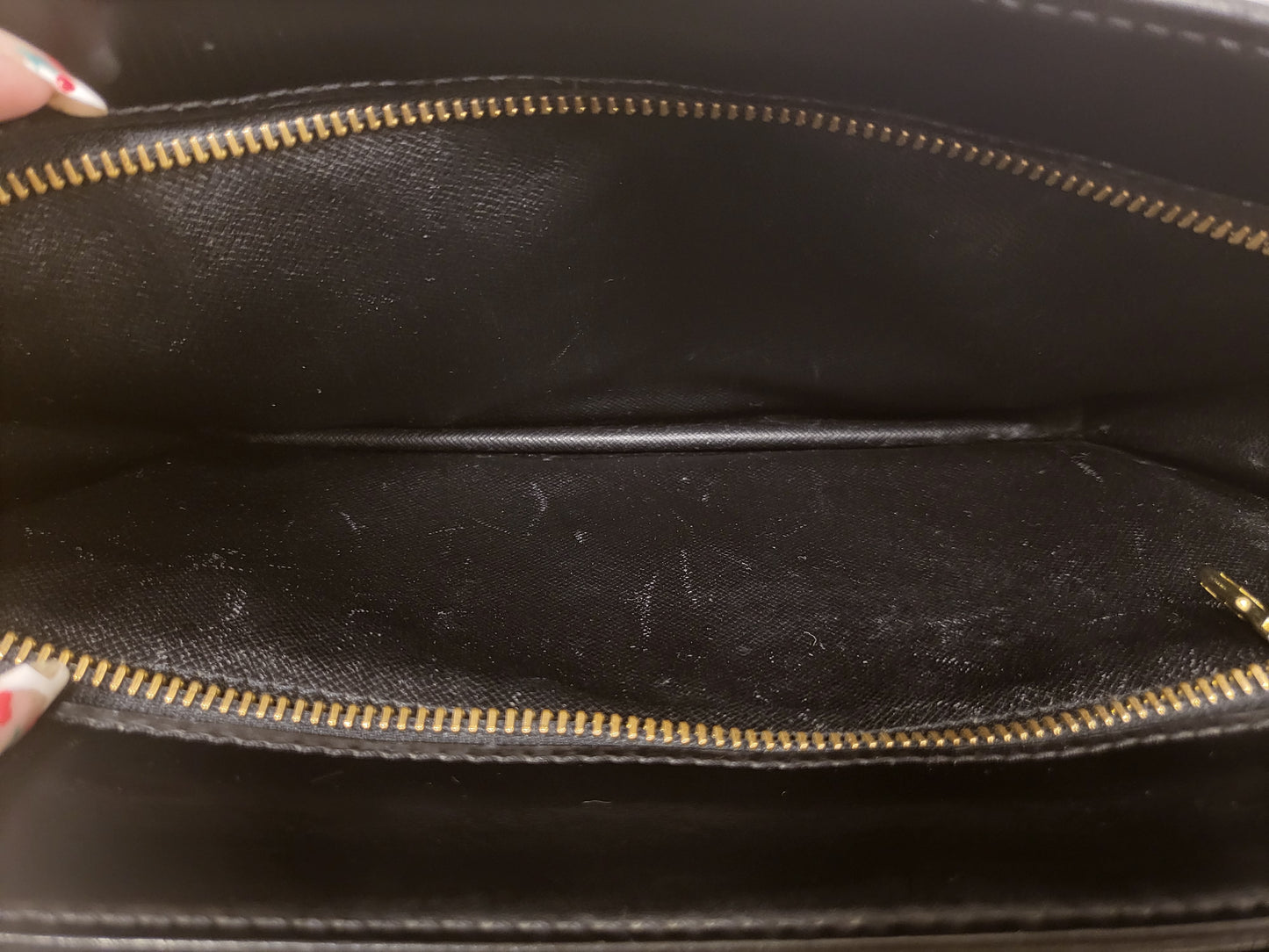 Authentic pre-owned Louis Vuitton Enghien epi noir crossbody shoulder bag