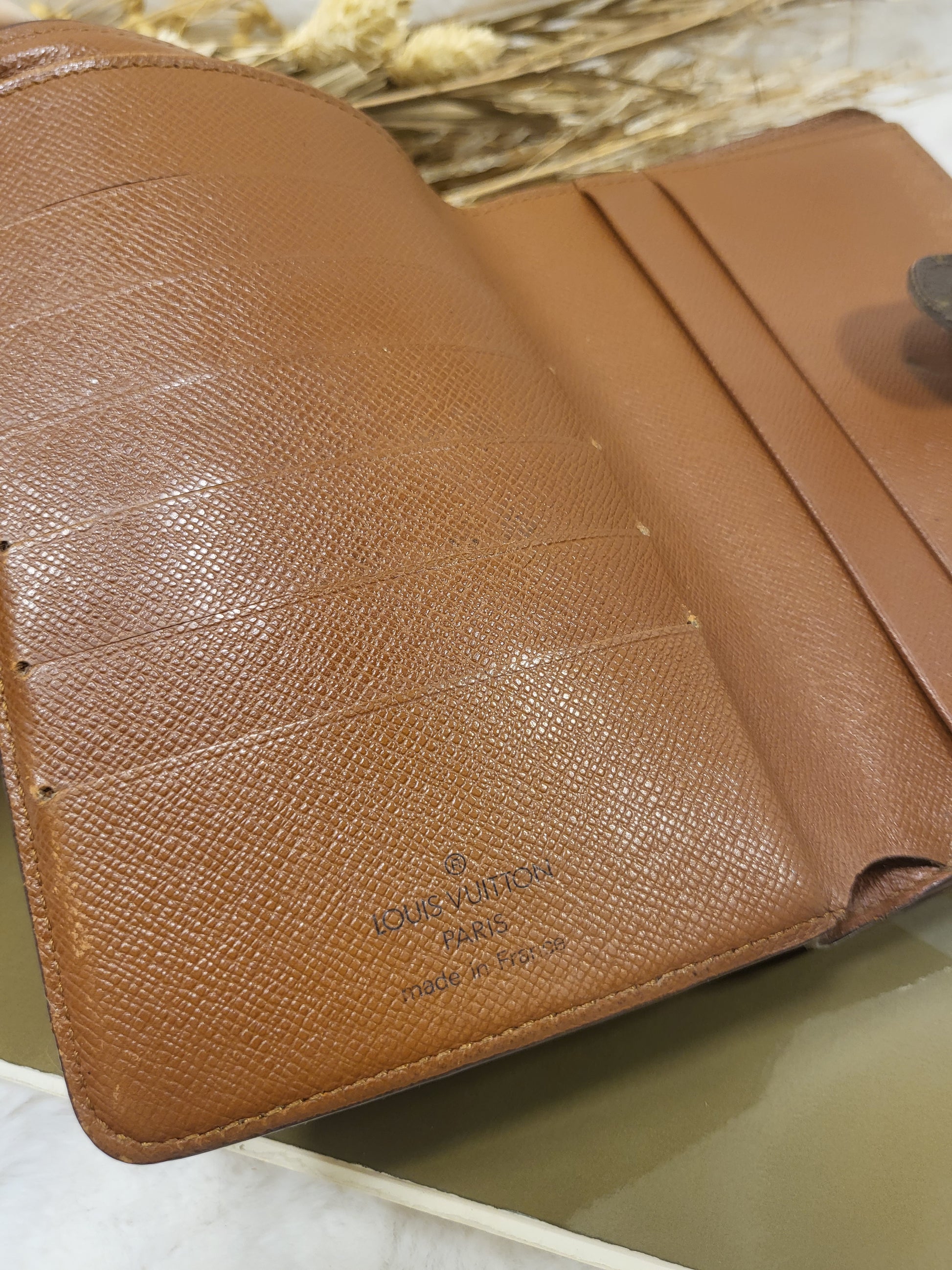 Louis Vuitton Vintage Porte Zippy Wallet