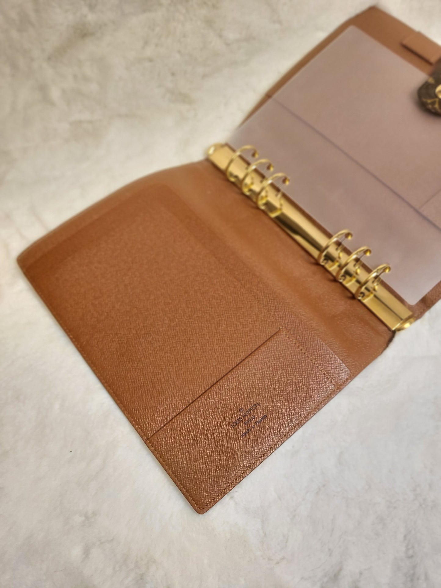 Authentic pre-owned Louis Vuitton agenda gm