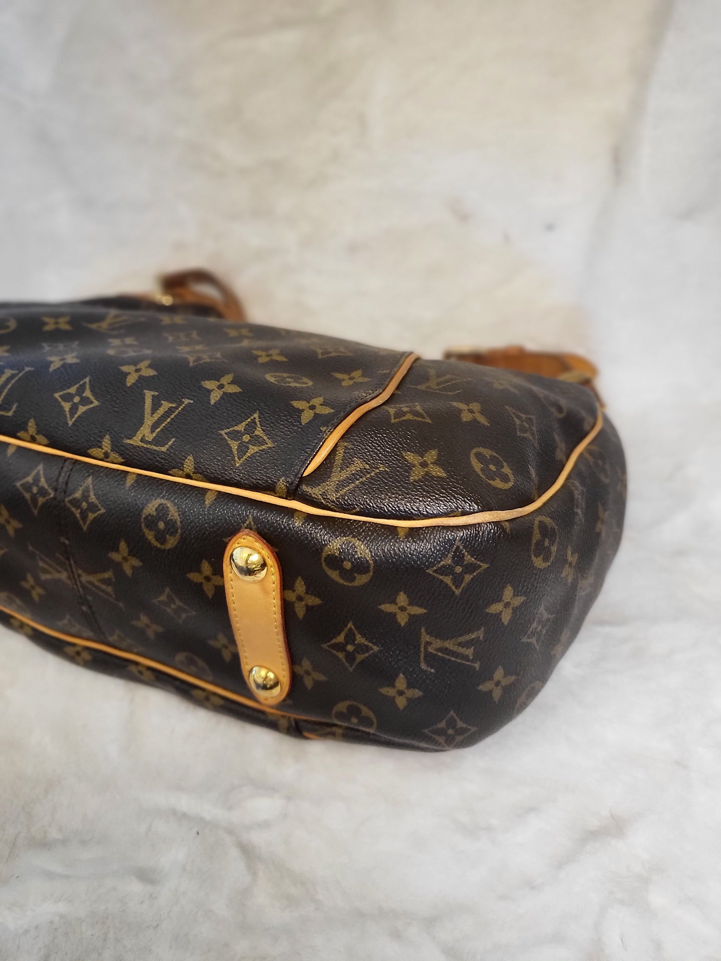 Authentic pre-owned Louis Vuitton Galliera gm tote shoulder bag
