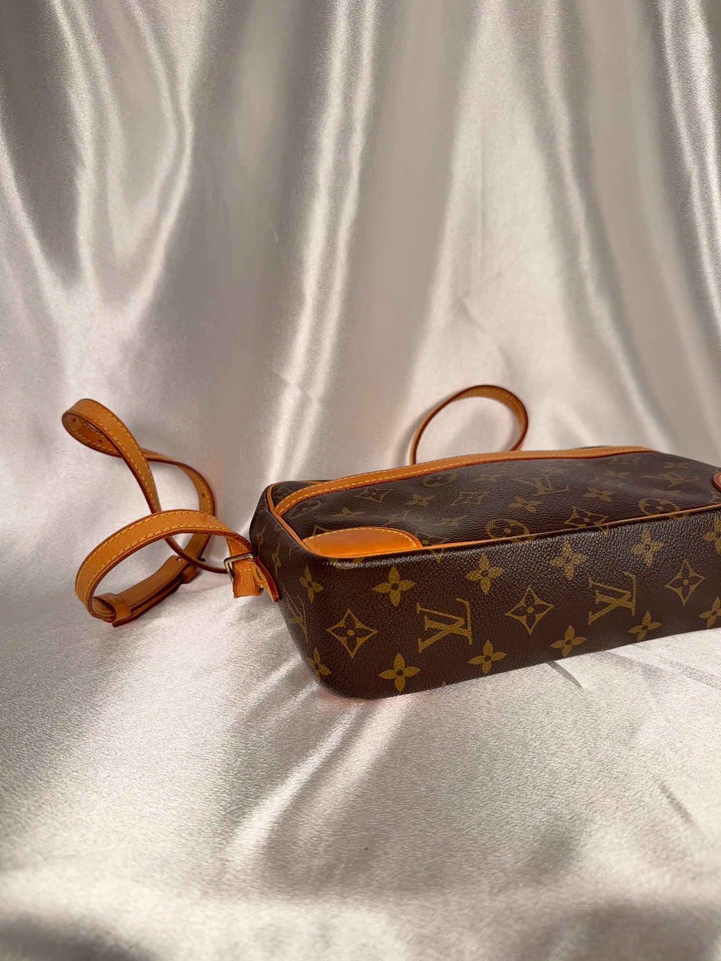 Louis Vuitton Trocadero crosdbody