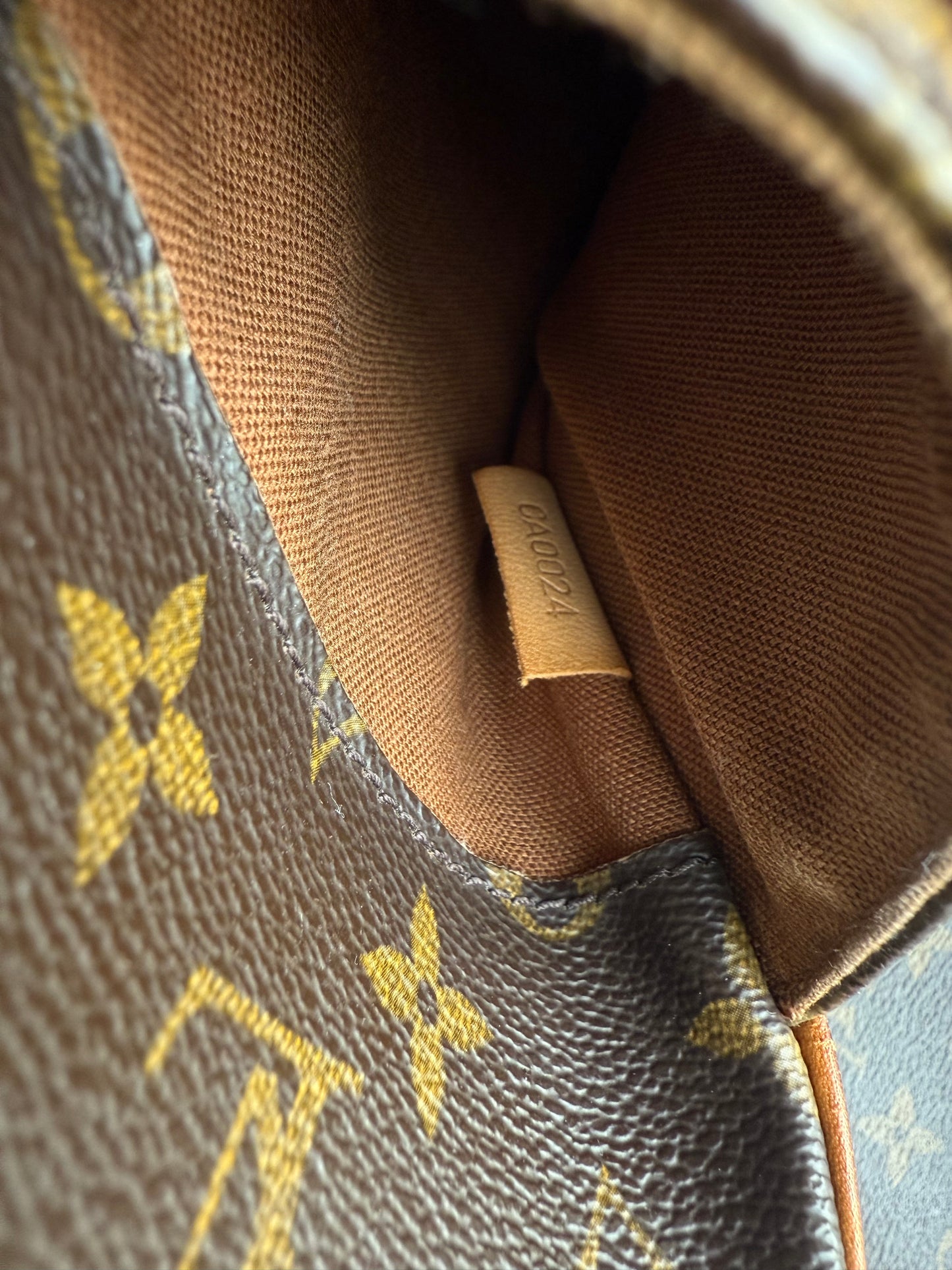 Louis Vuitton Pochette Gange