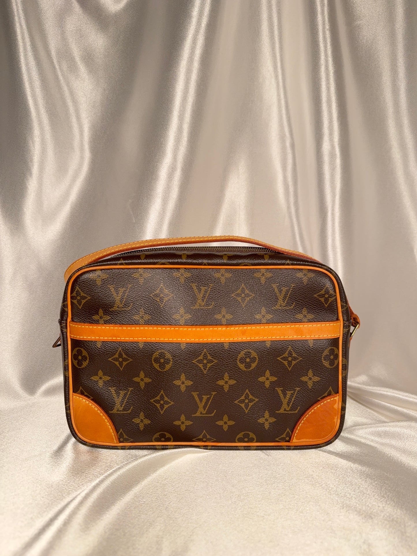 Louis Vuitton Trocadero crosdbody