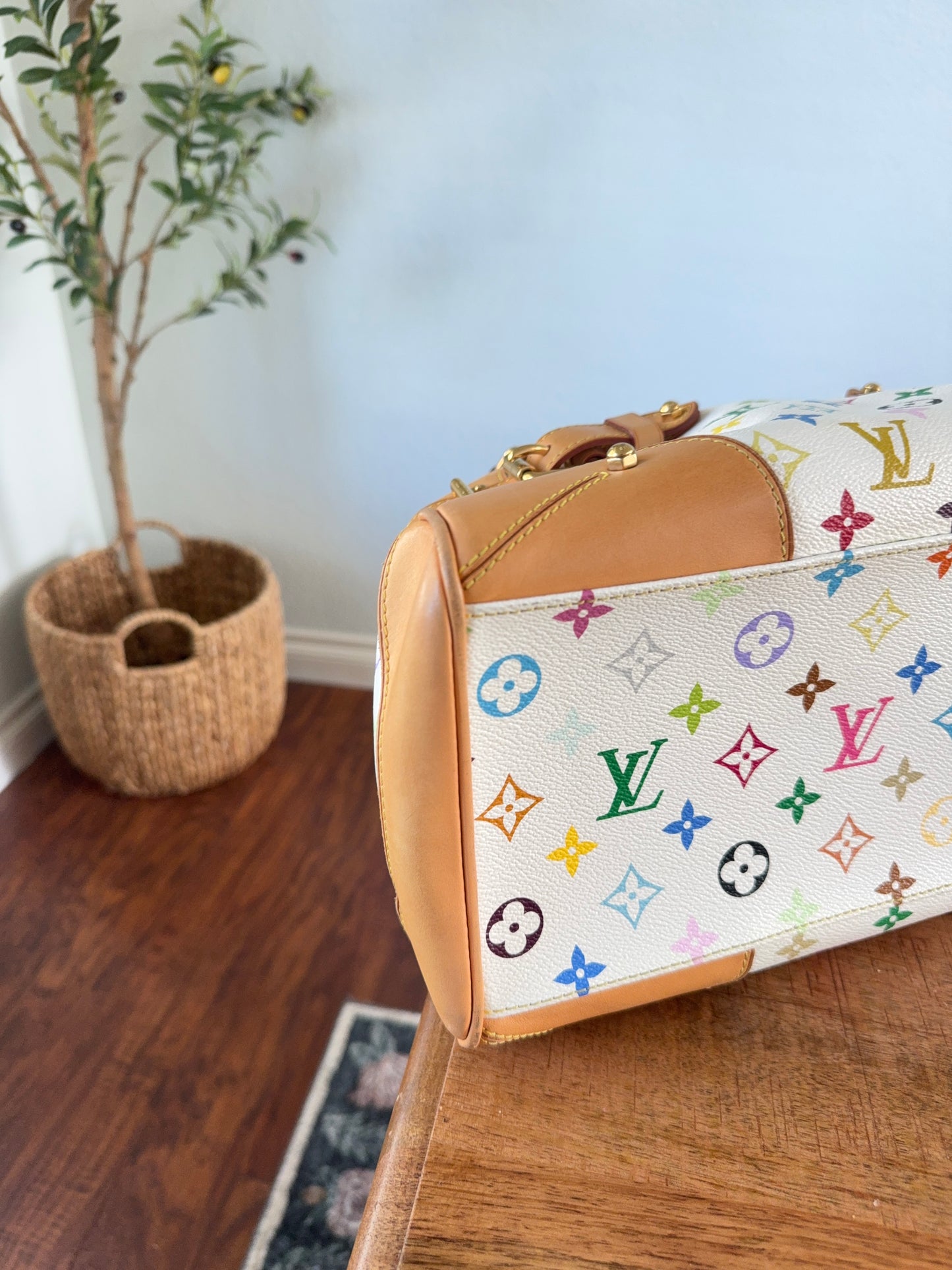 Louis Vuitton Claudia