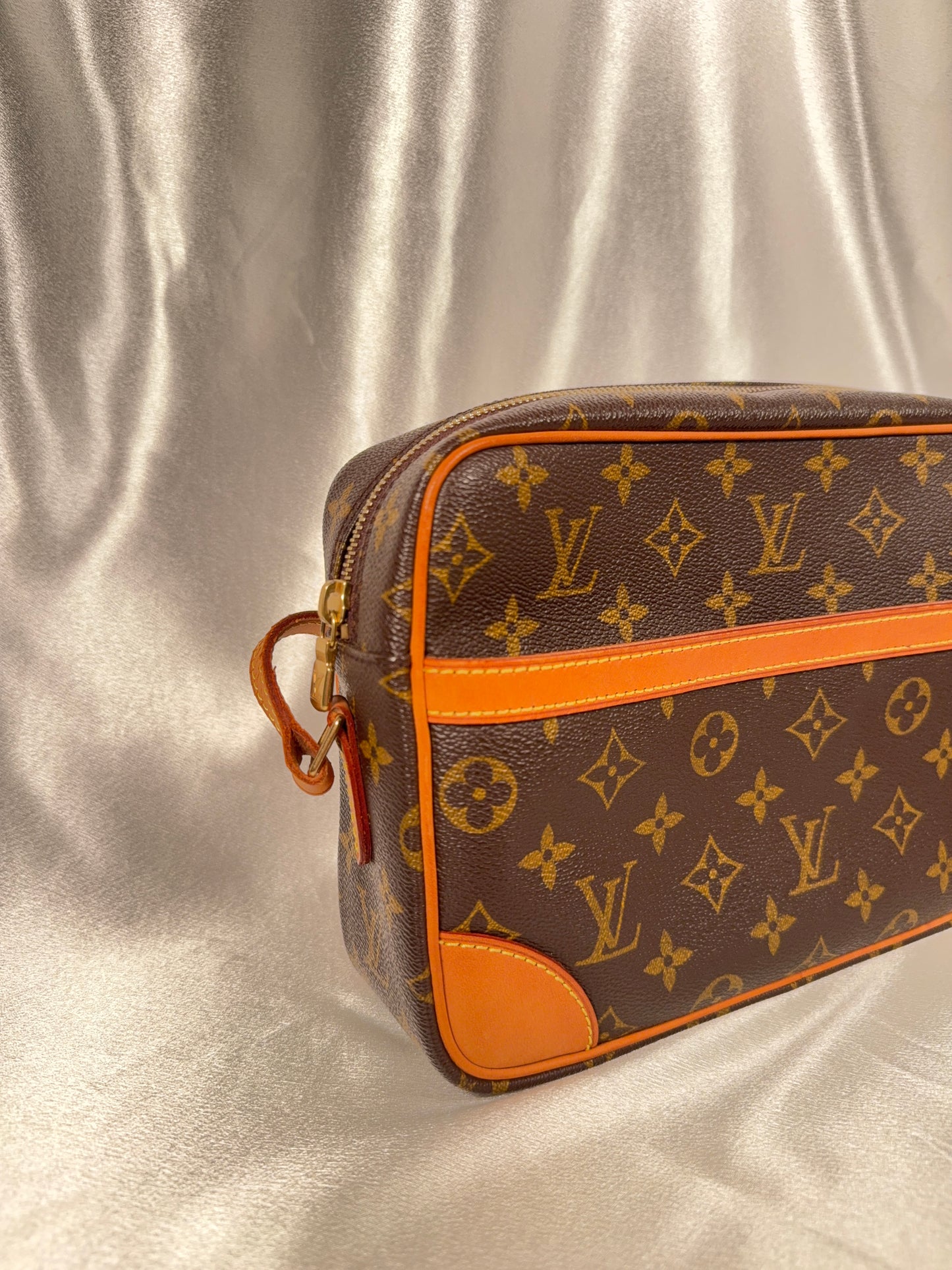 Louis Vuitton Trocadero 30