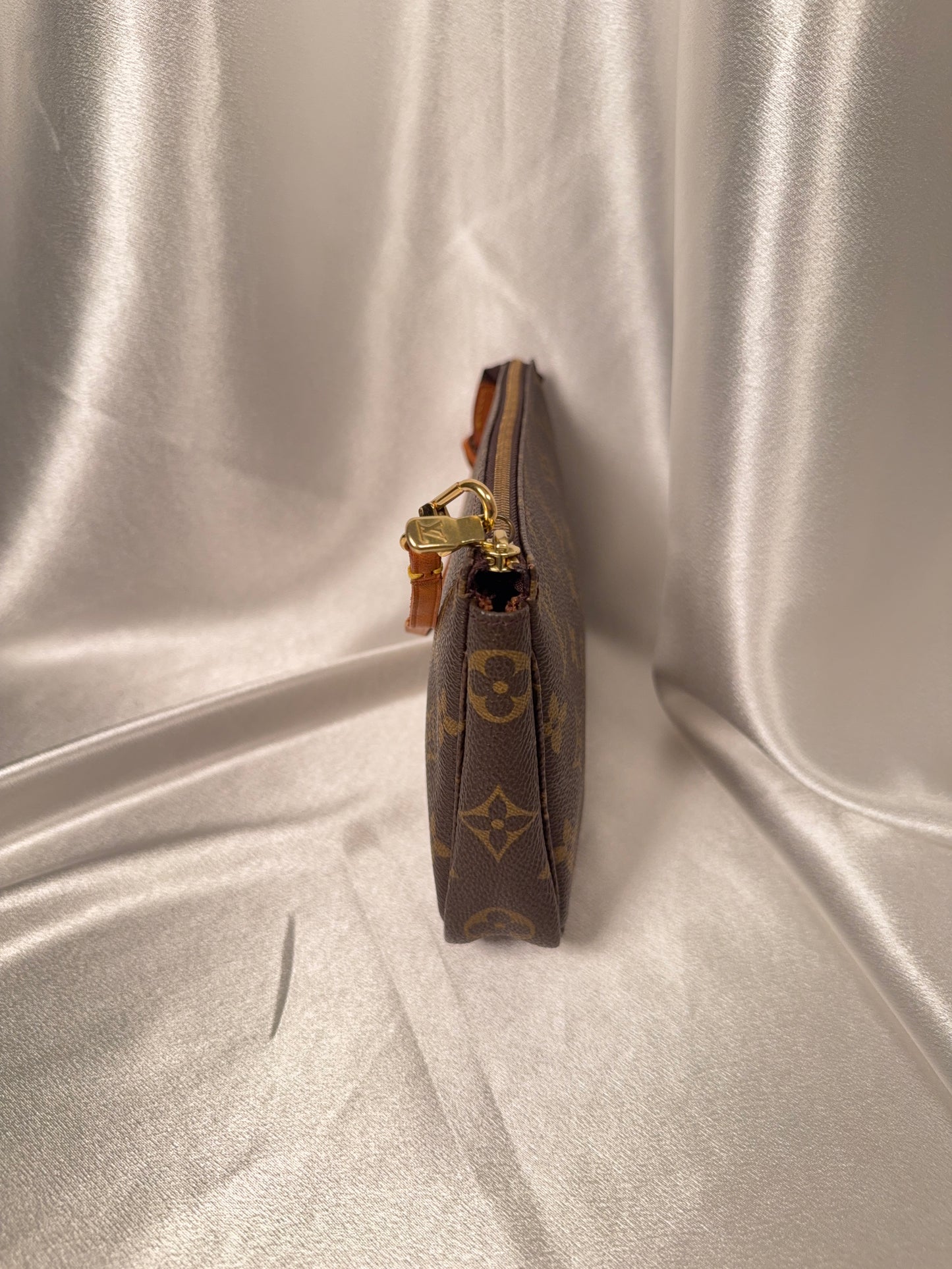 Louis Vuitton Pochette Accessories