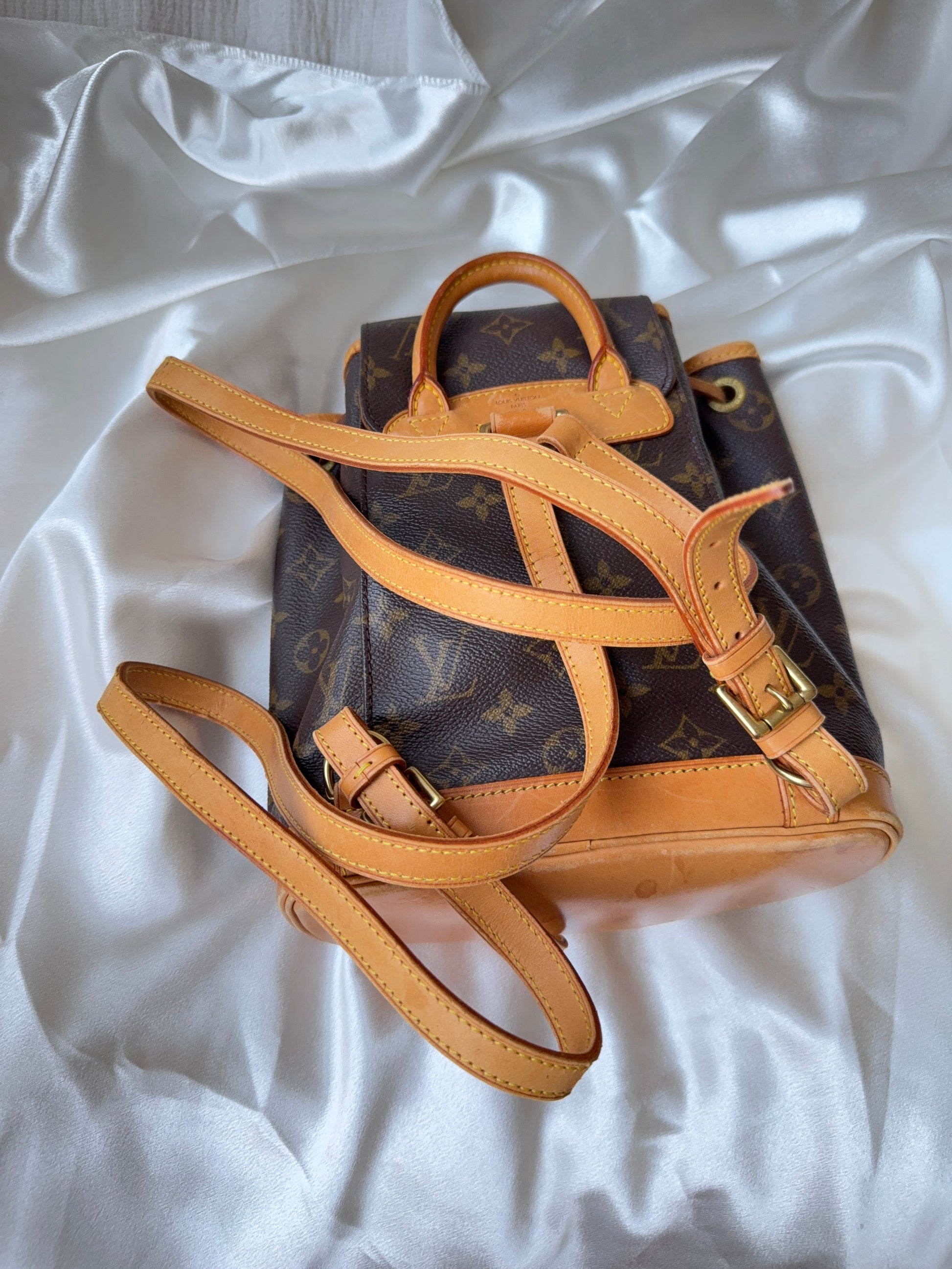 Louis Vuitton Montsouris pm mini backpack – Little Bean Vintage Louis Vuitton Montsouris pm mini backpack – Little Bean Vintage
