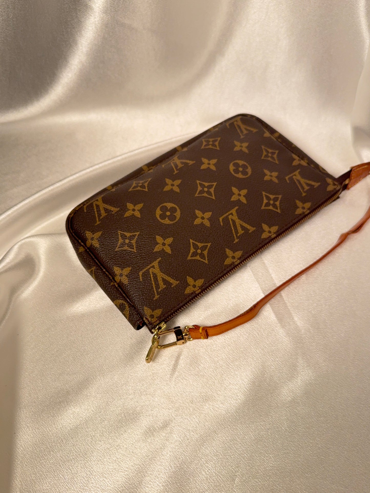 Louis Vuitton Pochette Accessories