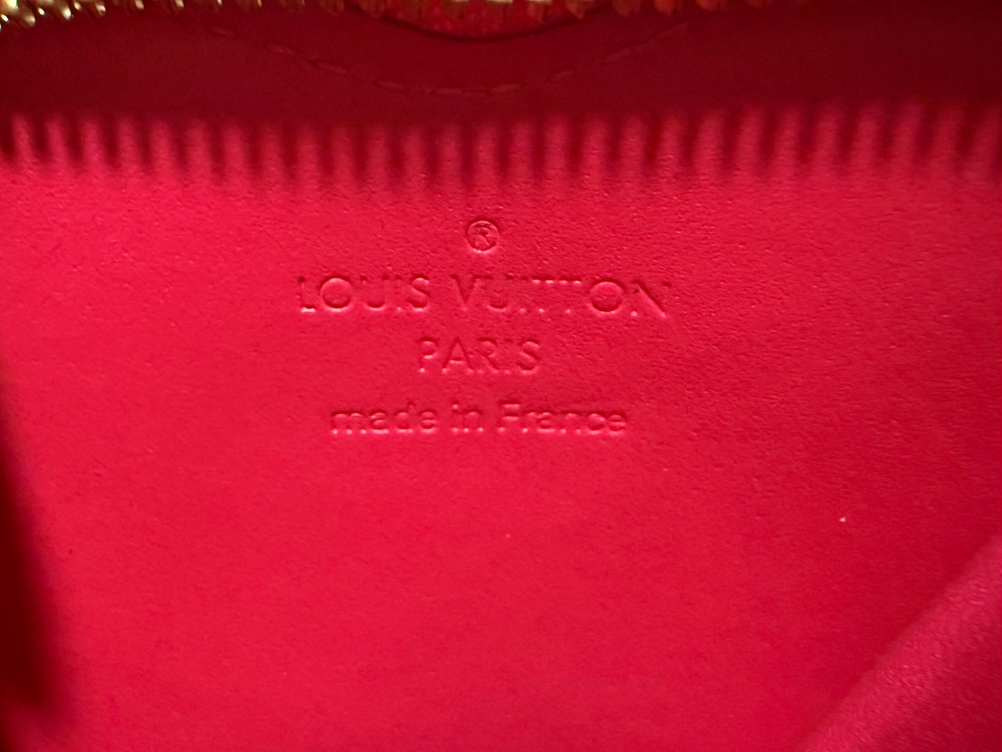 Louis Vuitton Vernis heart coin purse