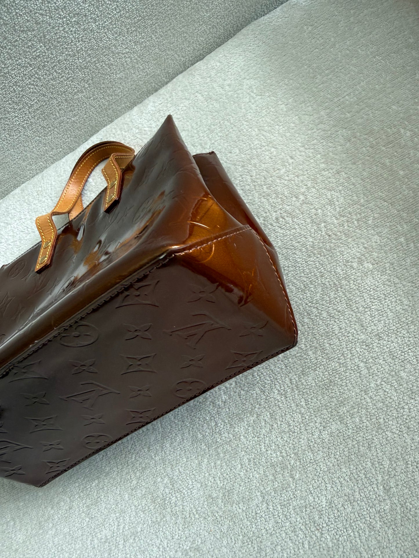 Louis Vuitton Reade pm vernis bag