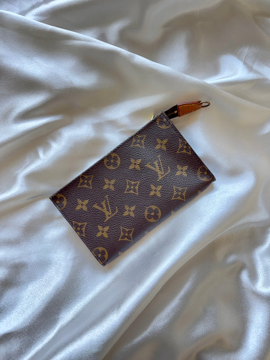 Louis Vuitton Bucket Pouch