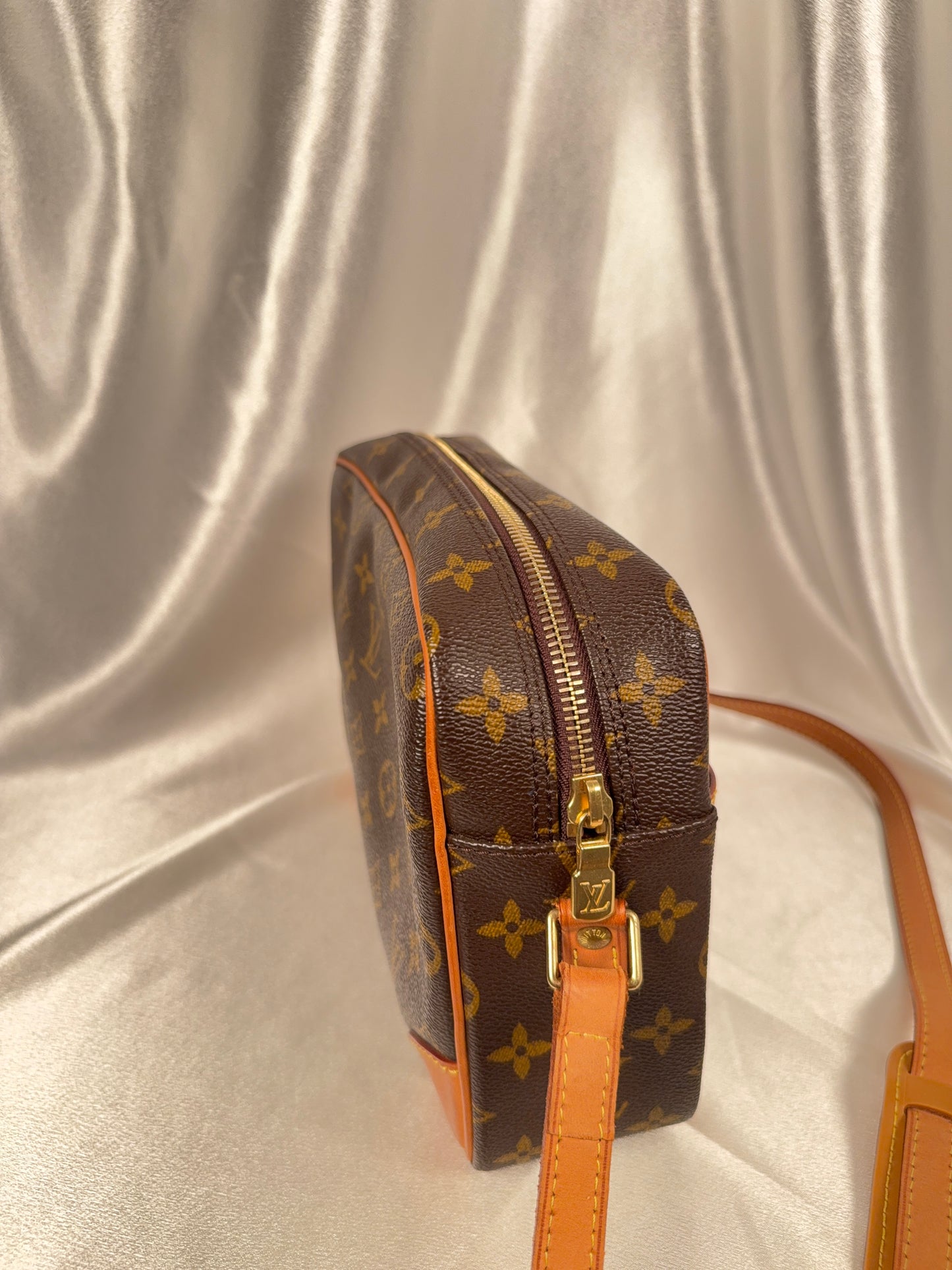 Louis Vuitton Trocadero 30