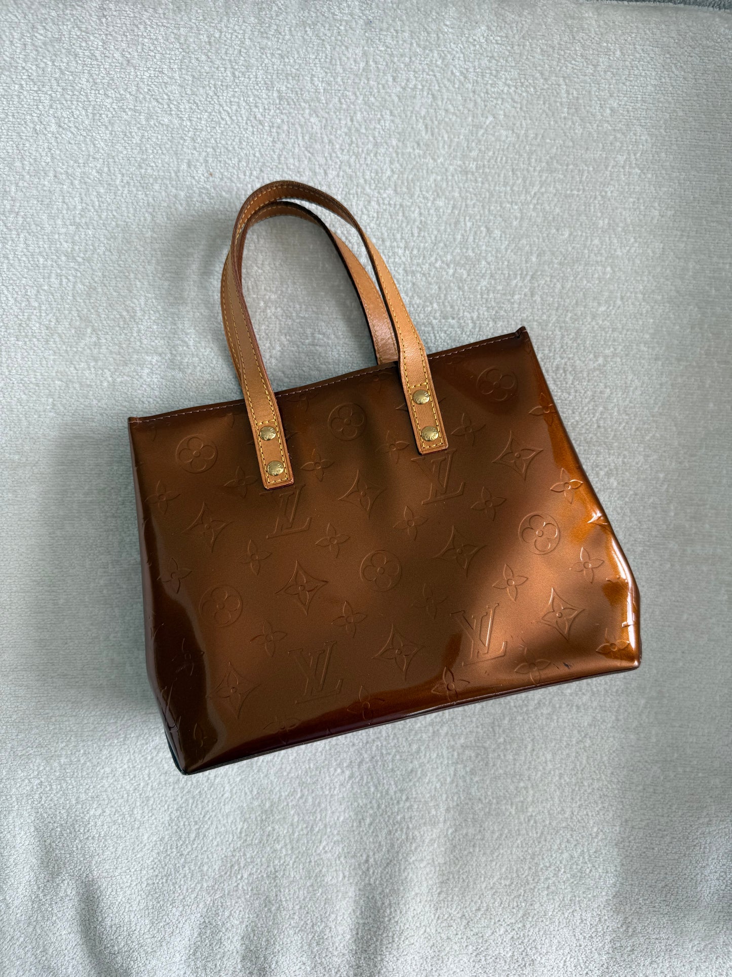 Louis Vuitton Reade pm vernis bag