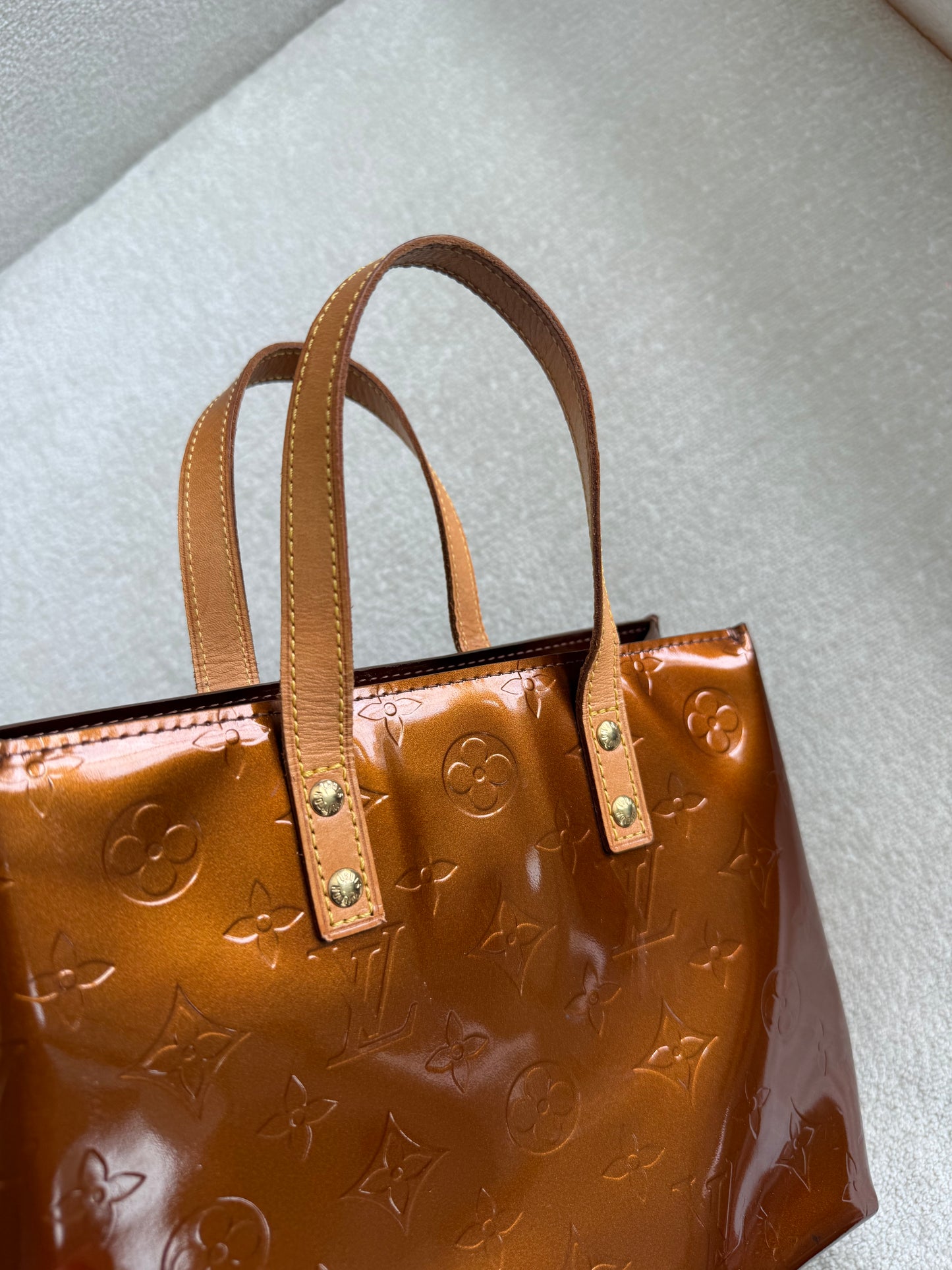 Louis Vuitton Reade pm vernis bag