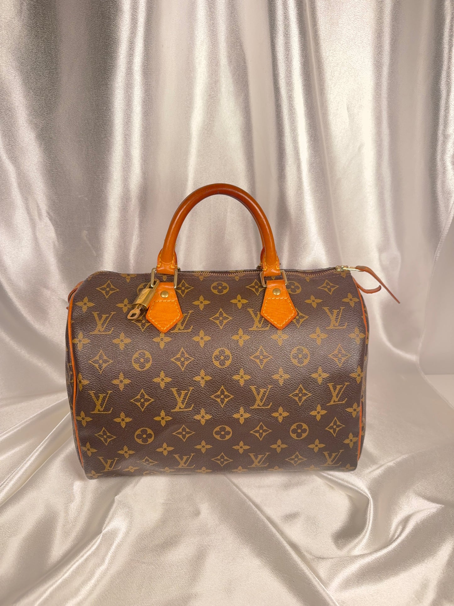 Louis Vuitton speedy 30