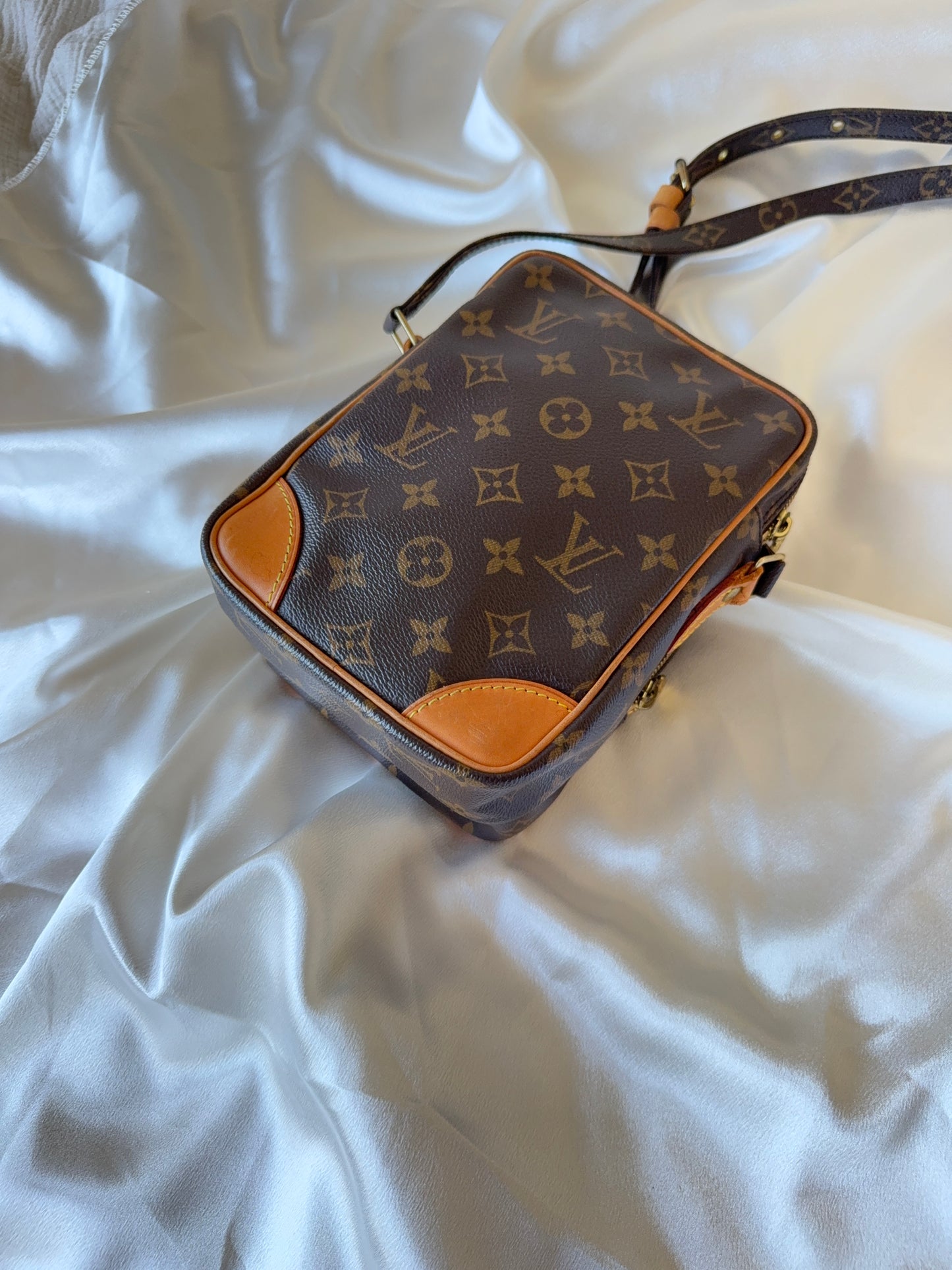 Louis Vuitton Amazone pm crossbody bag