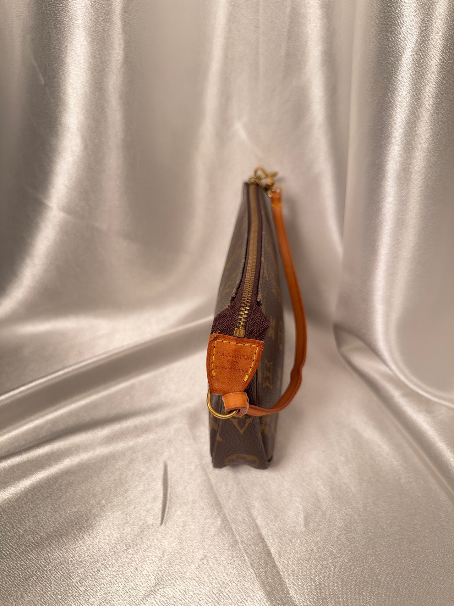 Louis Vuitton Pochette Accessories