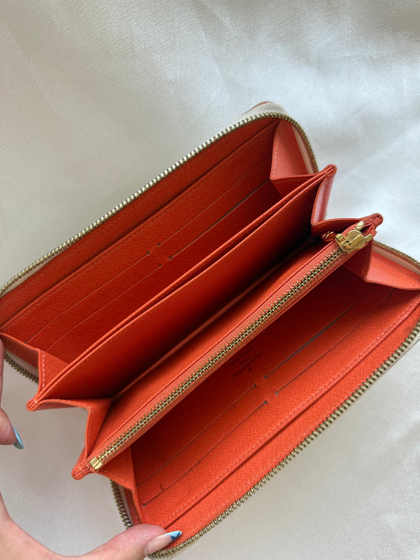 Louis Vuitton Monogram Multicolore Zippy Wallet