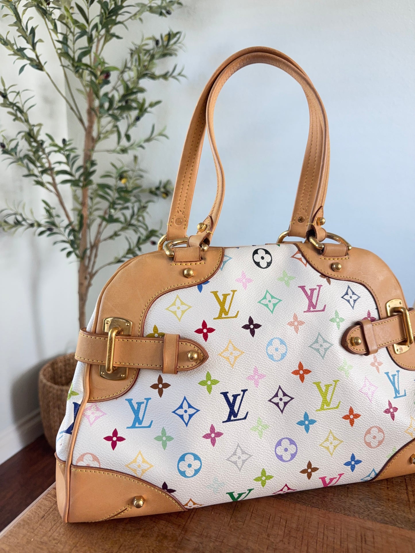 Louis Vuitton Claudia