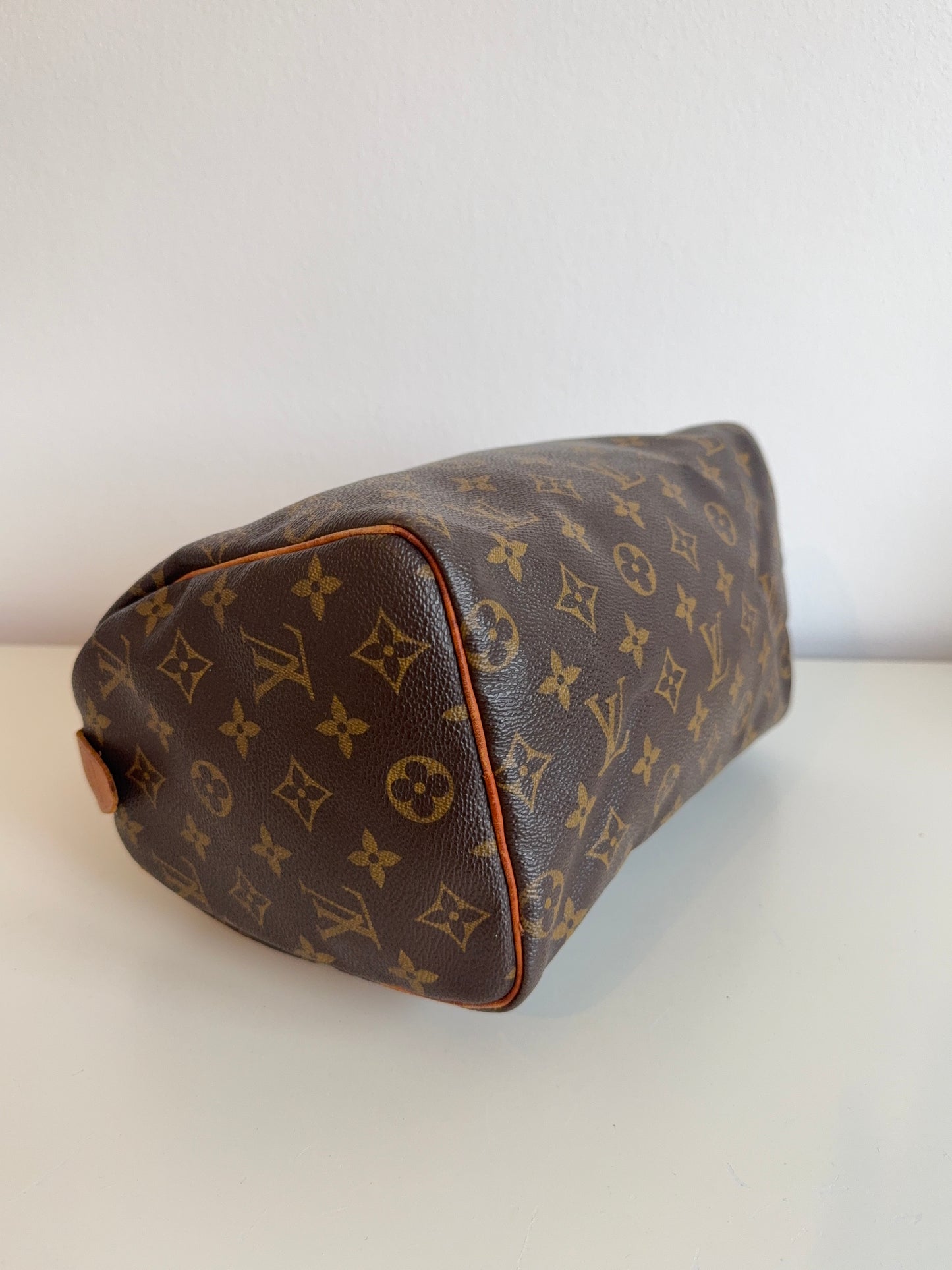 Loui Vuitton speedy 25