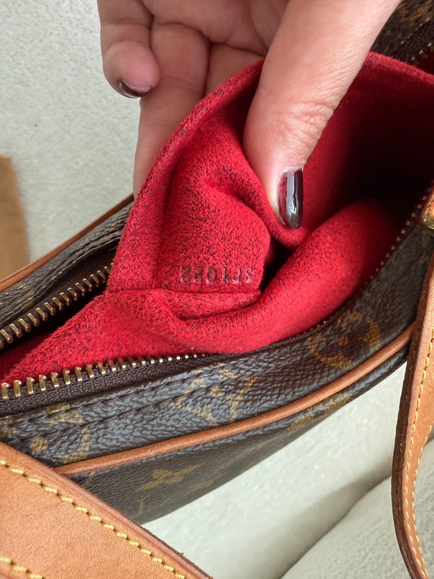 Louis Vuitton Croissant pm