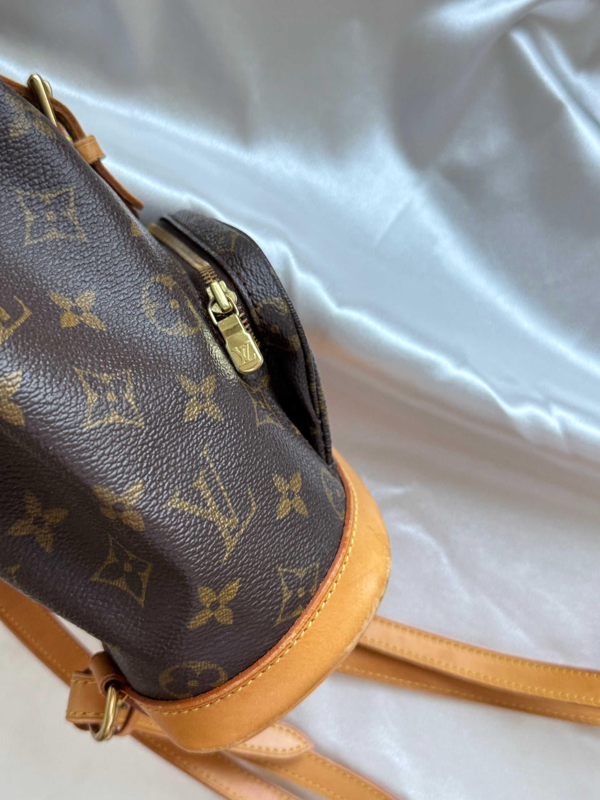 little louis vuitton backpack Louis Vuitton Montsouris pm mini backpack