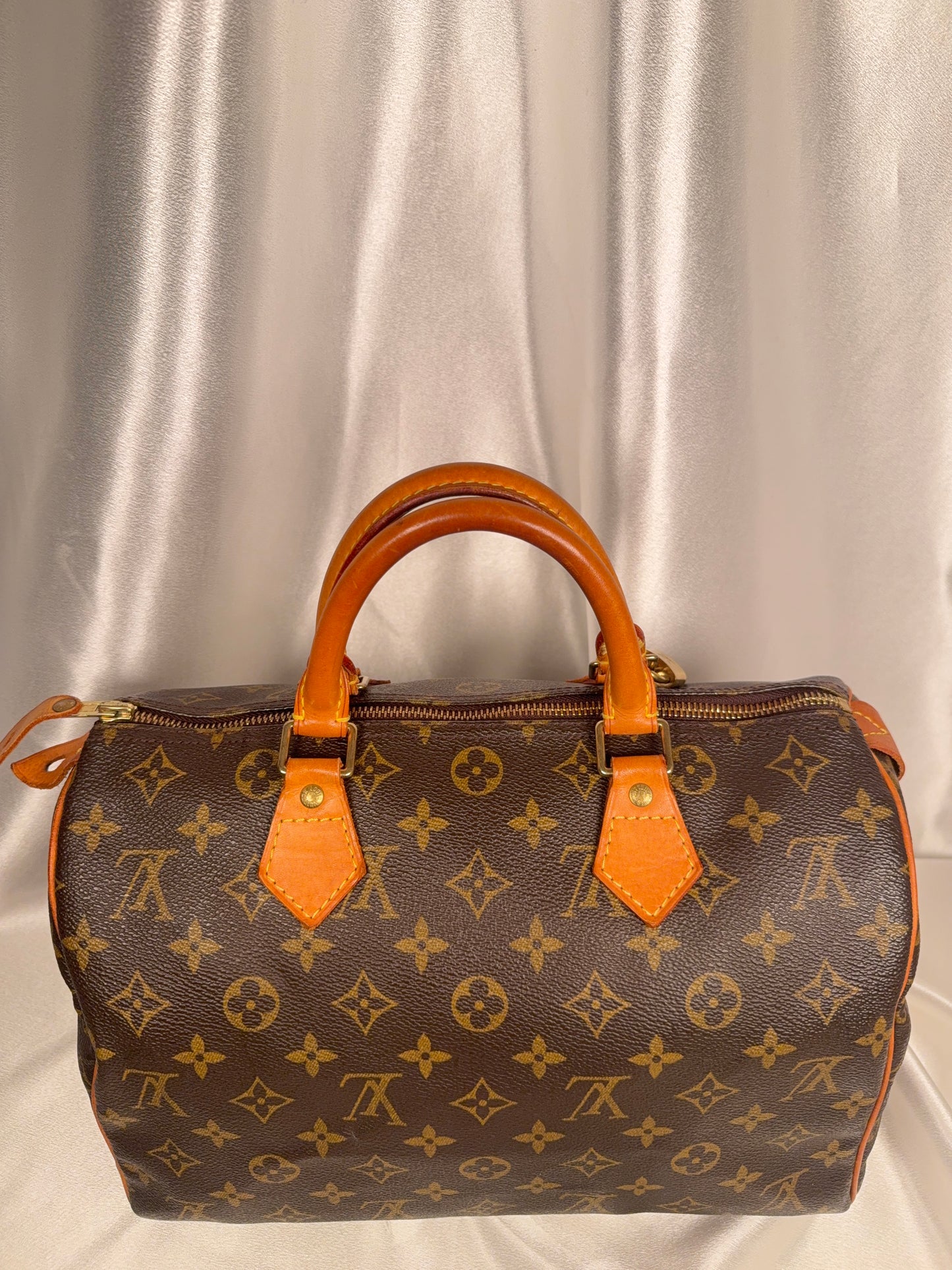 Louis Vuitton speedy 30