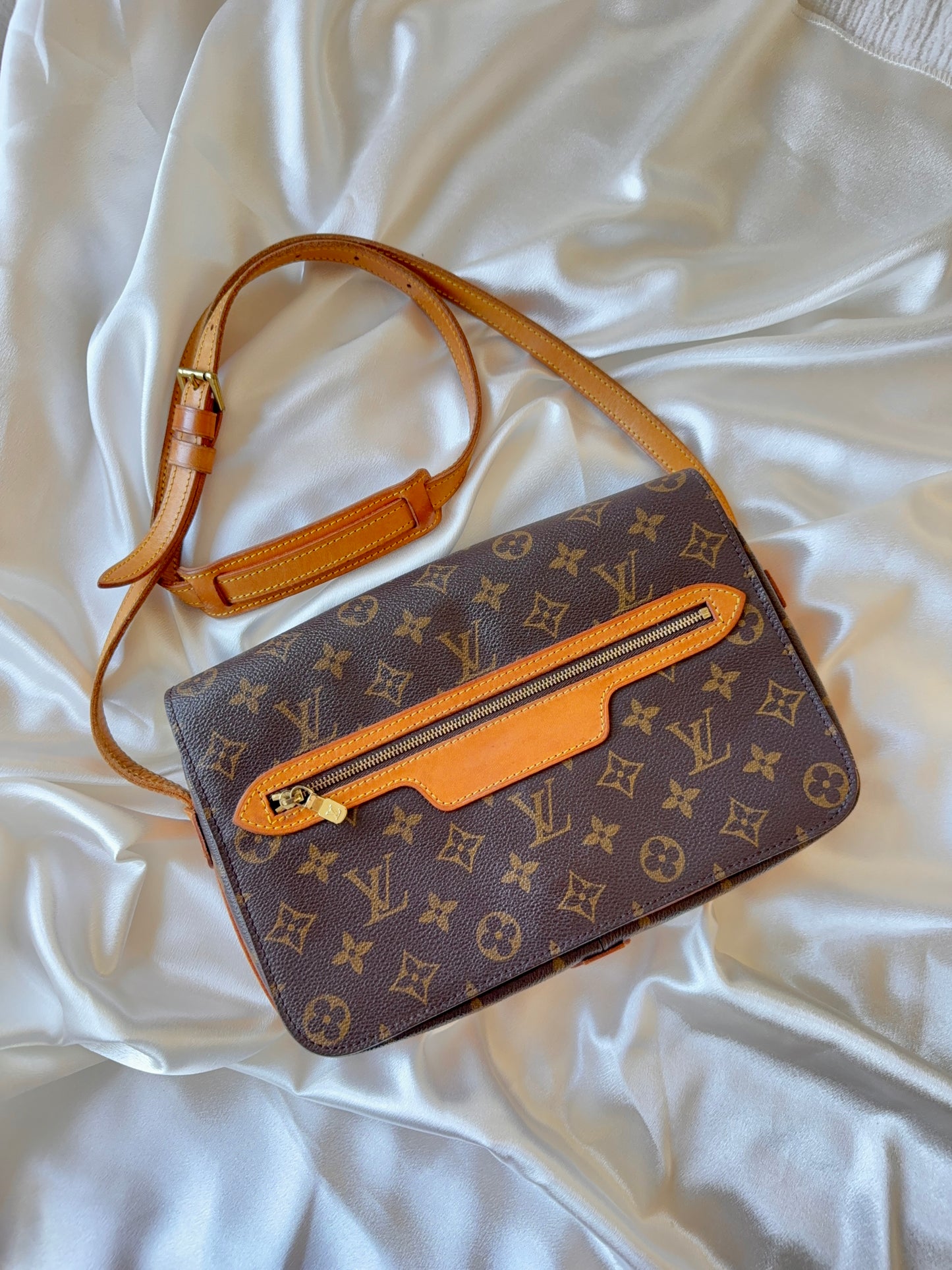 Louis Vuitton Saint Germain 28