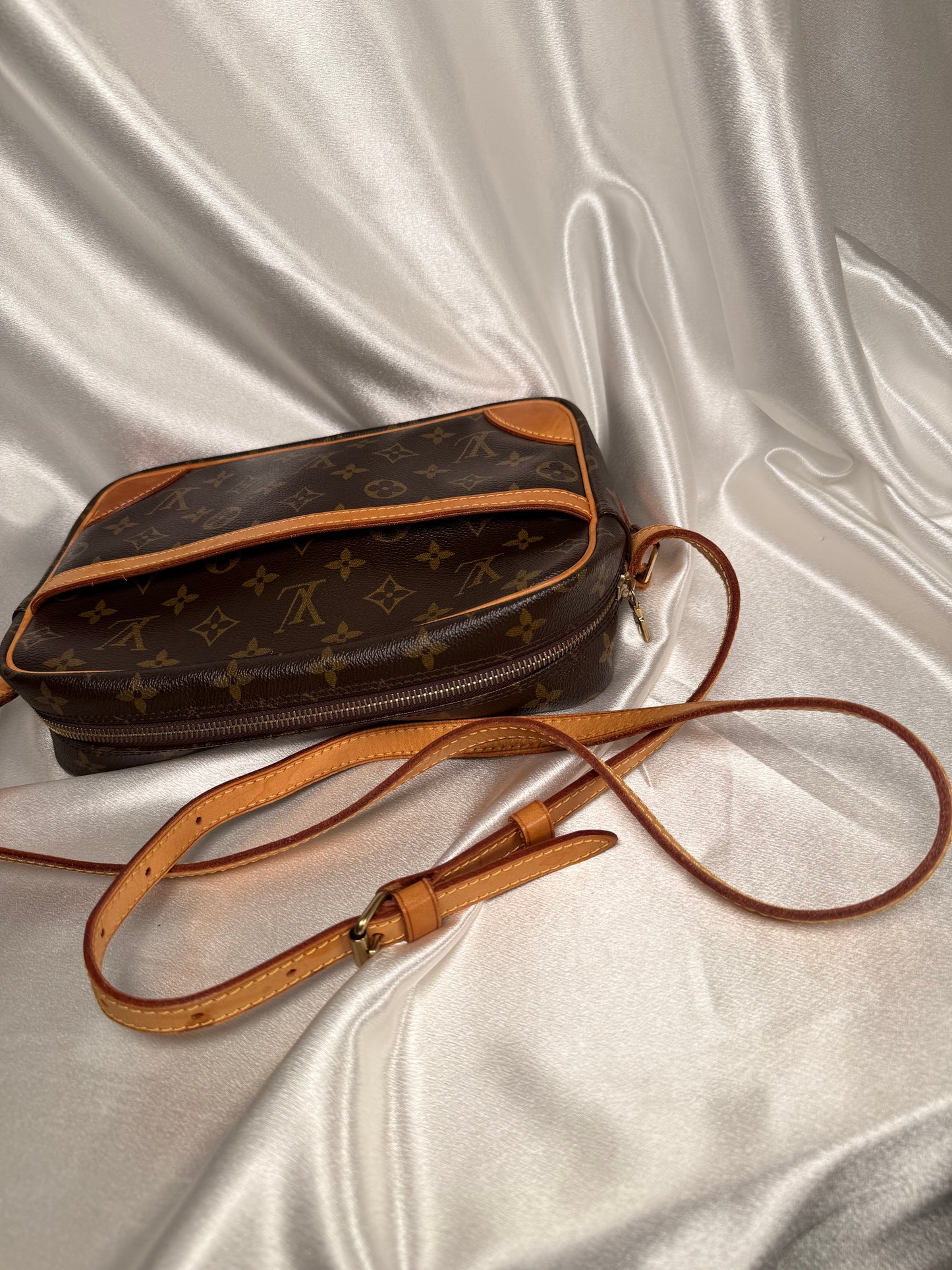 Louis Vuitton Trocadero crosdbody