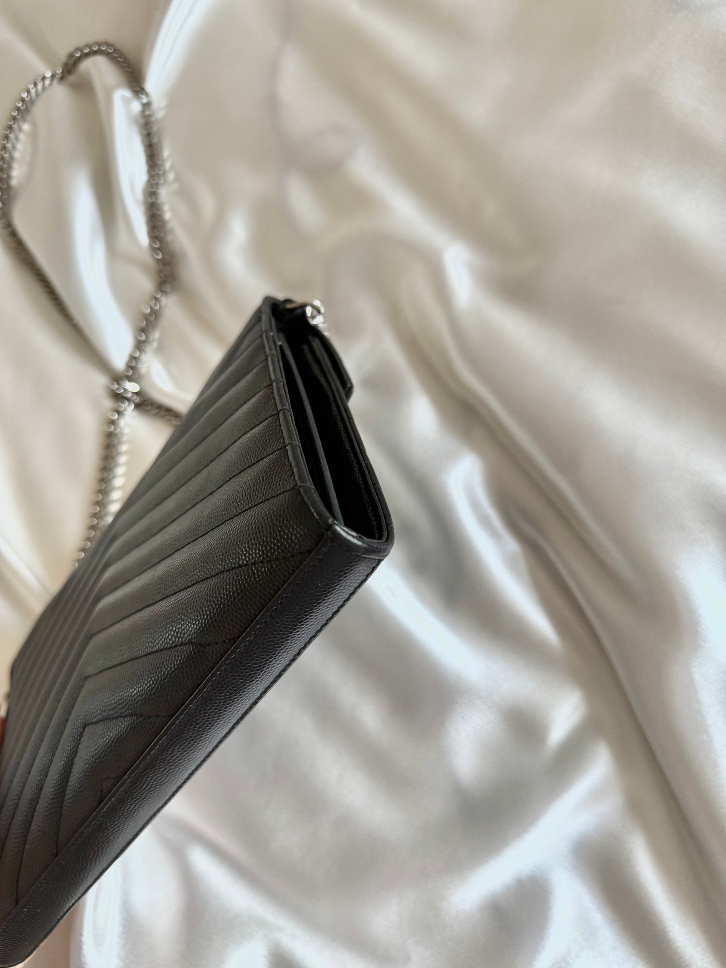 Saint Laurent Wallet on Chain