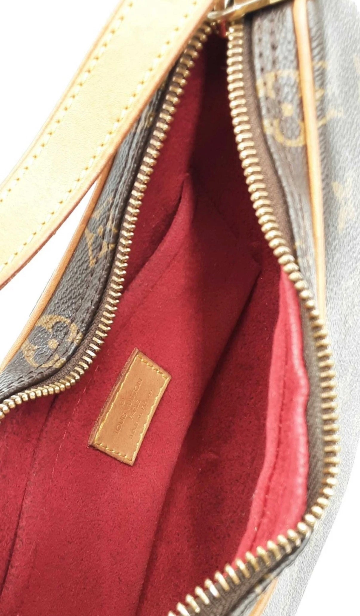 Louis Vuitton Croissant pm