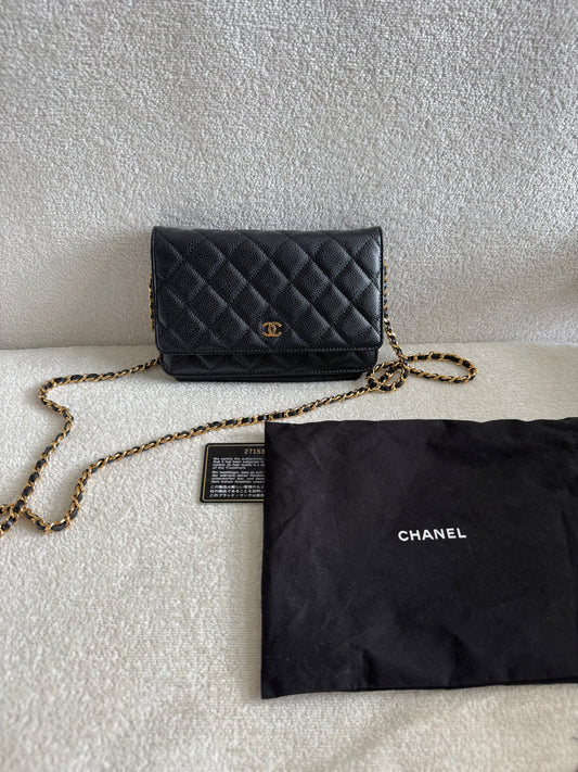 Chanel classic wallet on chain