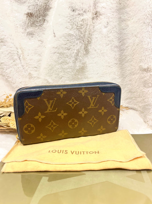 Authentic pre-owned Louis Vuitton retiro compact zippy wallet