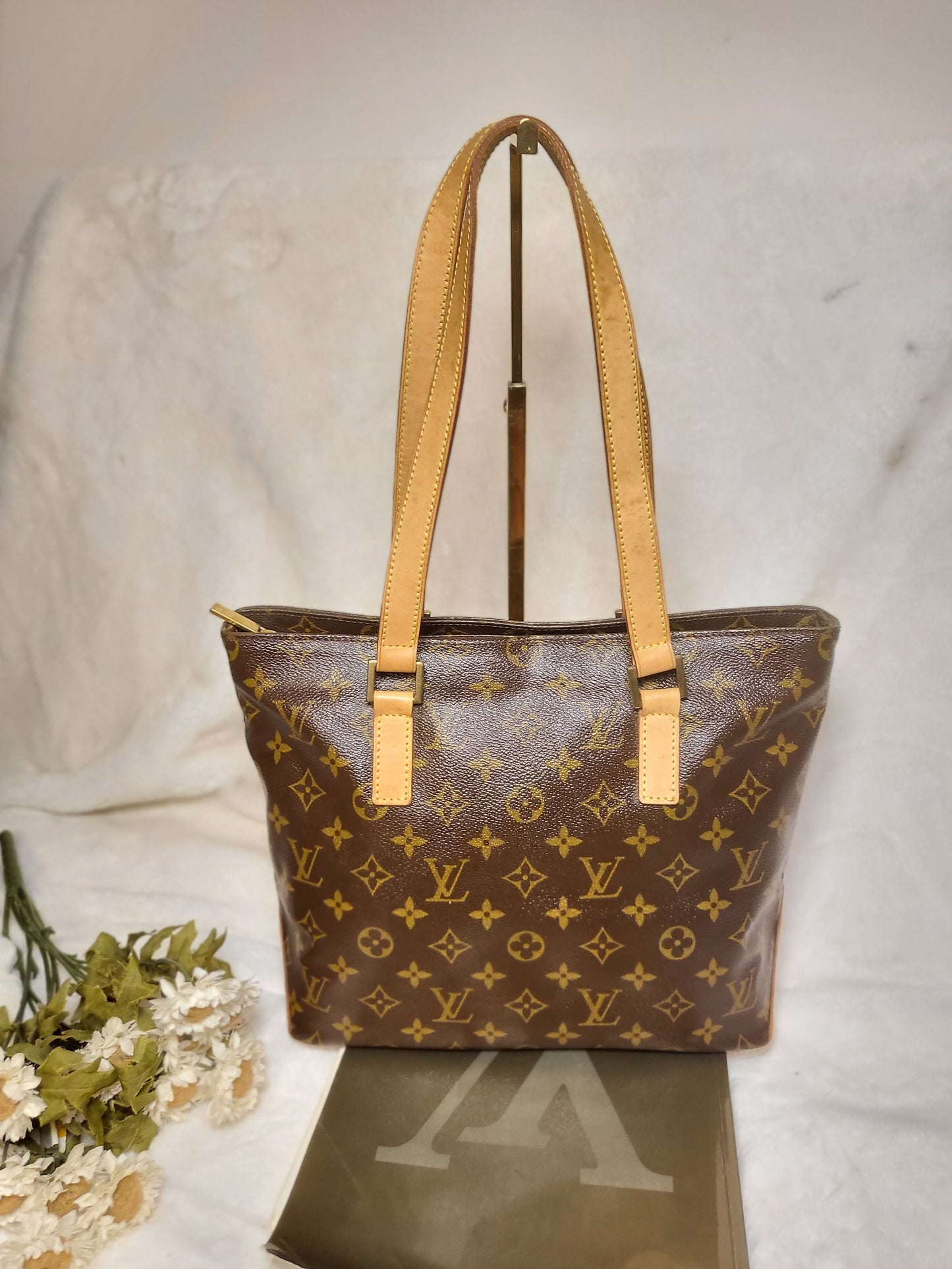 Authentic pre-owned Louis Vuitton Cabas Piano shoulder bag