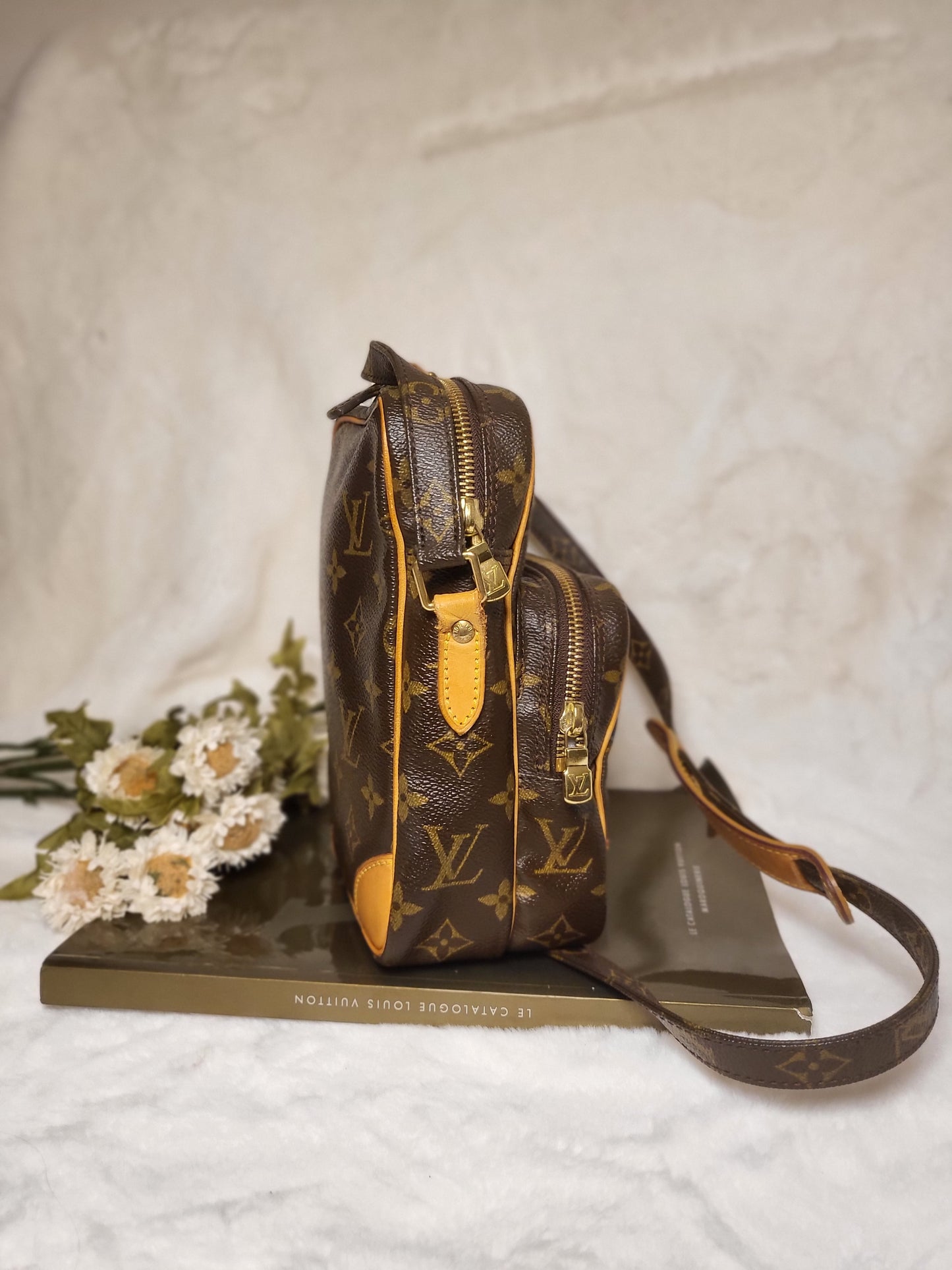 Authentic pre-owned Louis Vuitton Amazone pm crossbody shoulder bag