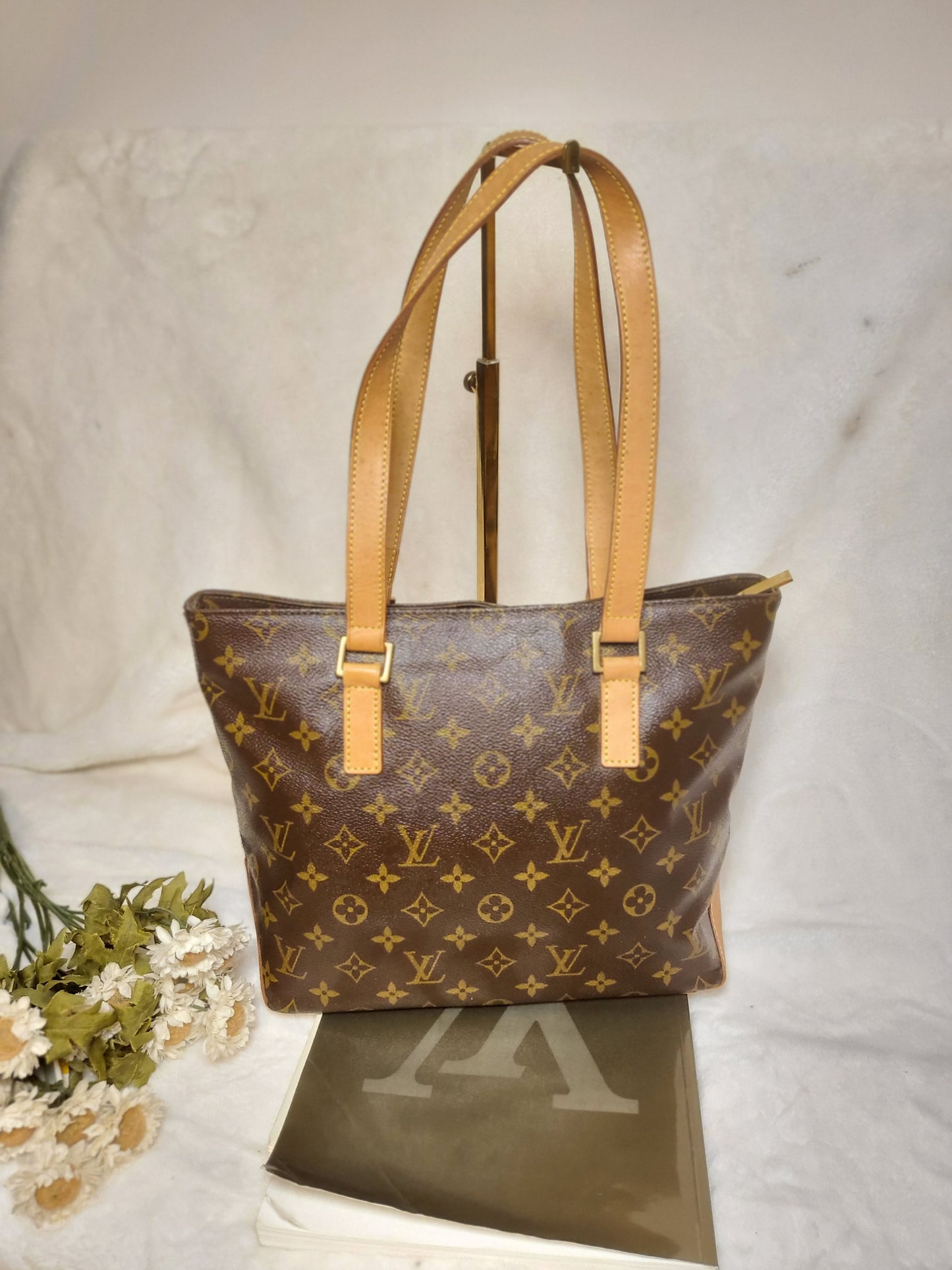 Authentic pre-owned Louis Vuitton Cabas Piano shoulder bag