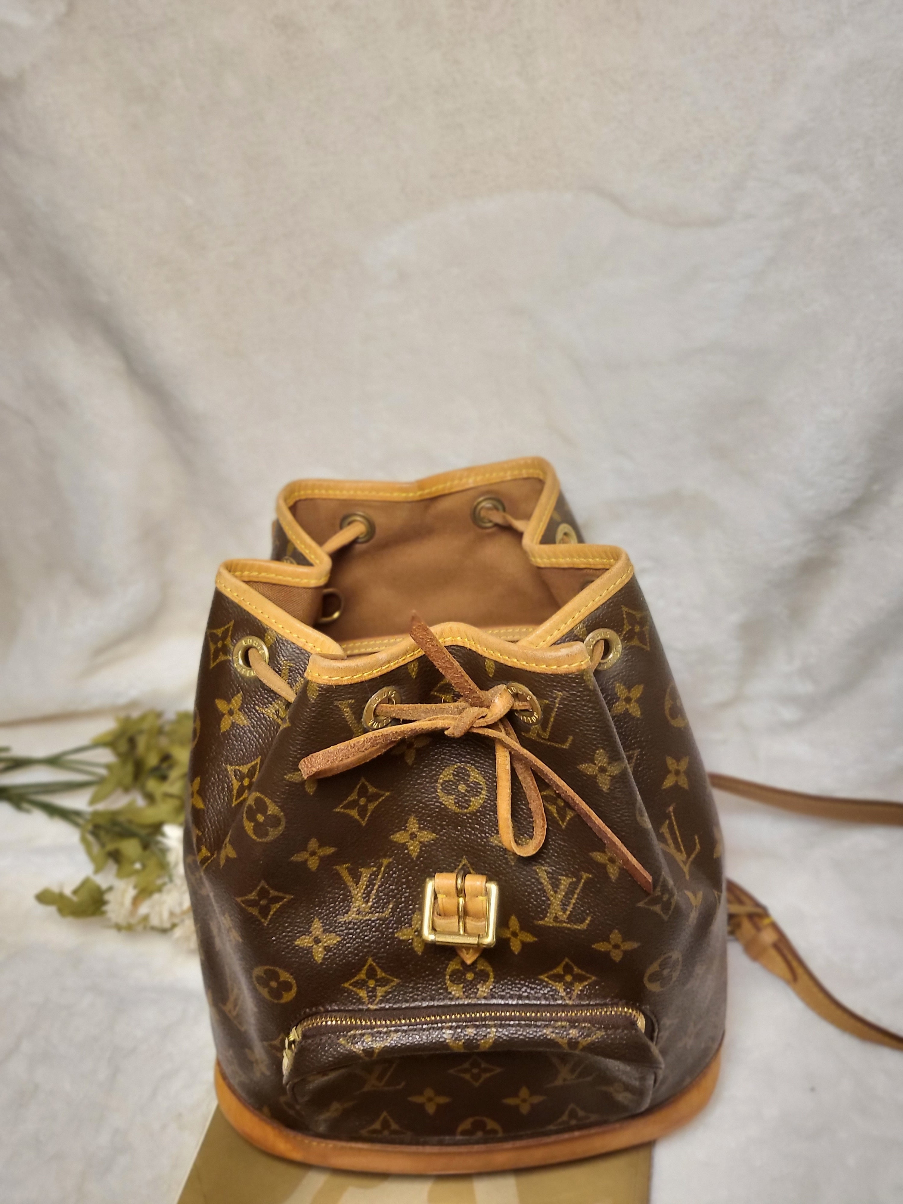 Popular Louis Vuitton open backpacks