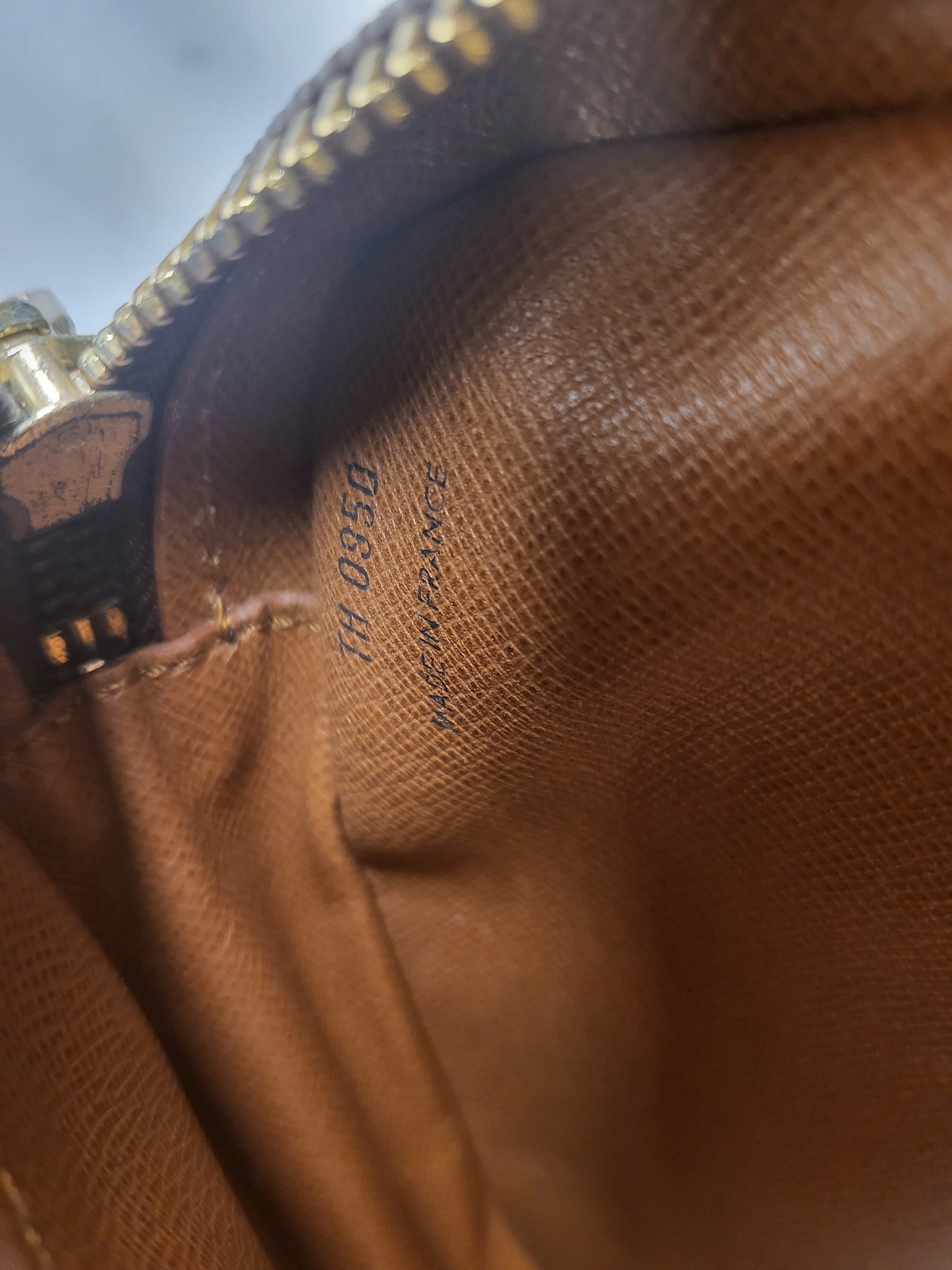 Authentic pre-owned Louis Vuitton Jeune Fille mm crossbody shoulder bag